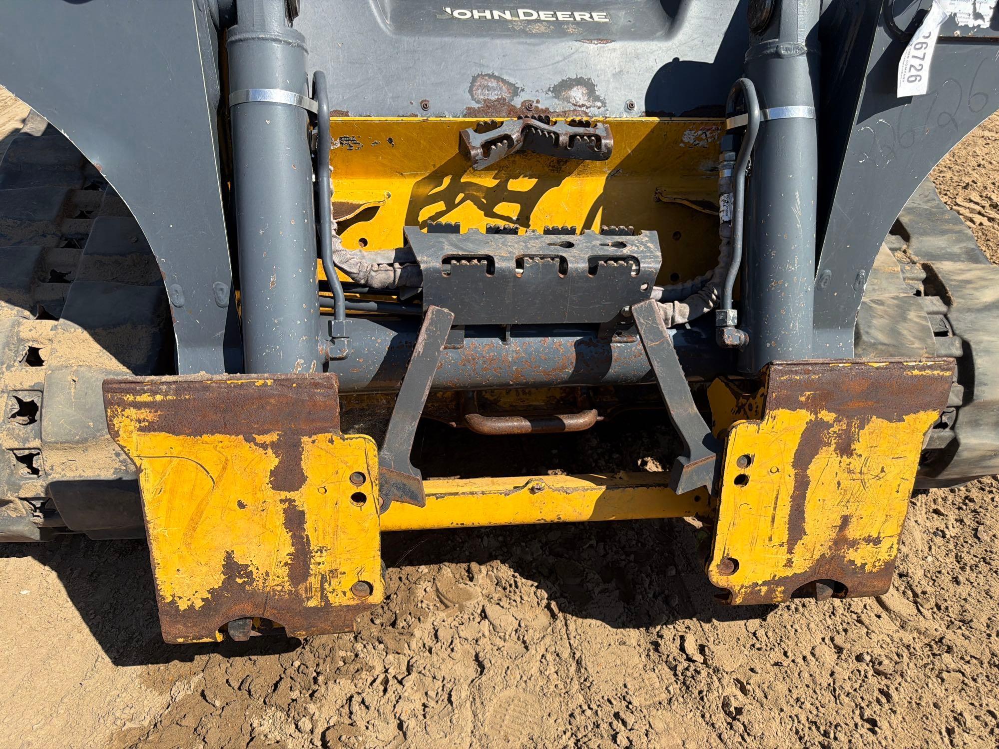 2022 John Deere 331G
