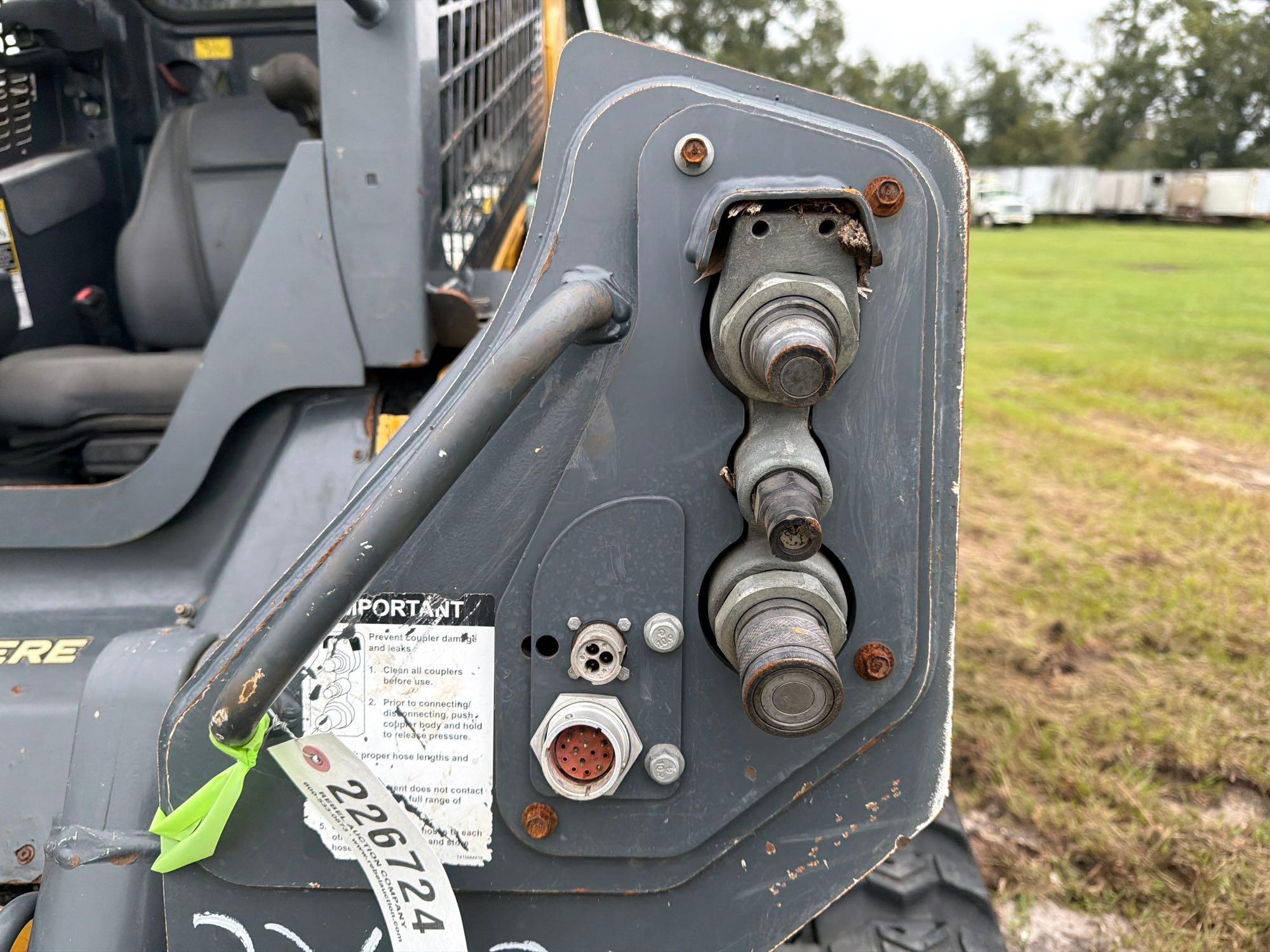 2021 John Deere 331G