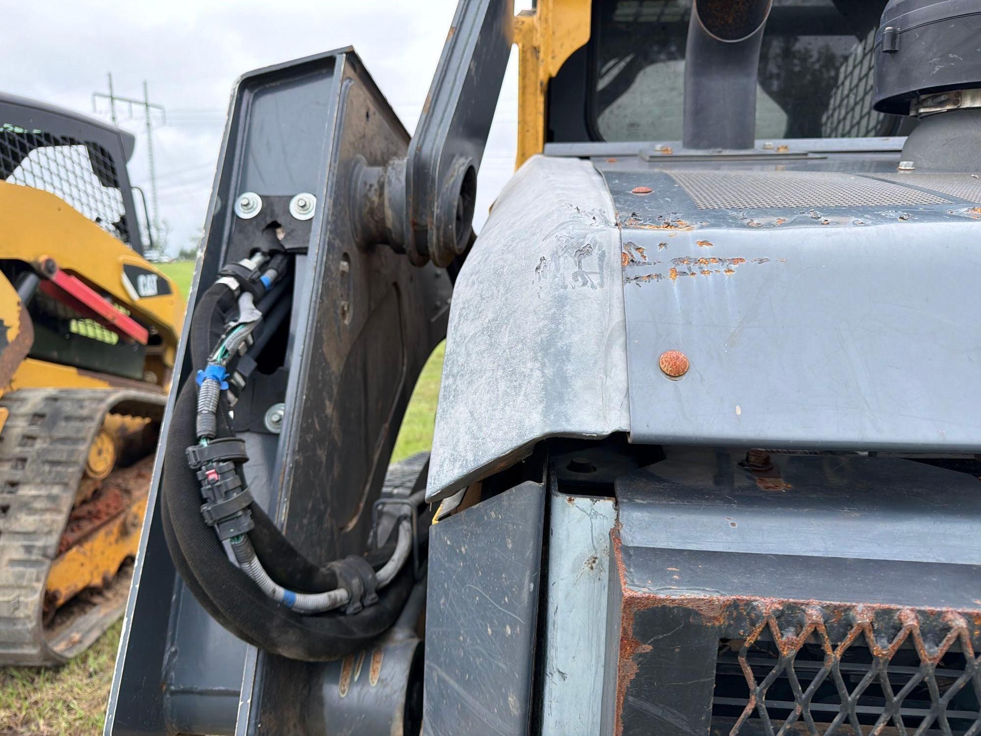2021 John Deere 331G