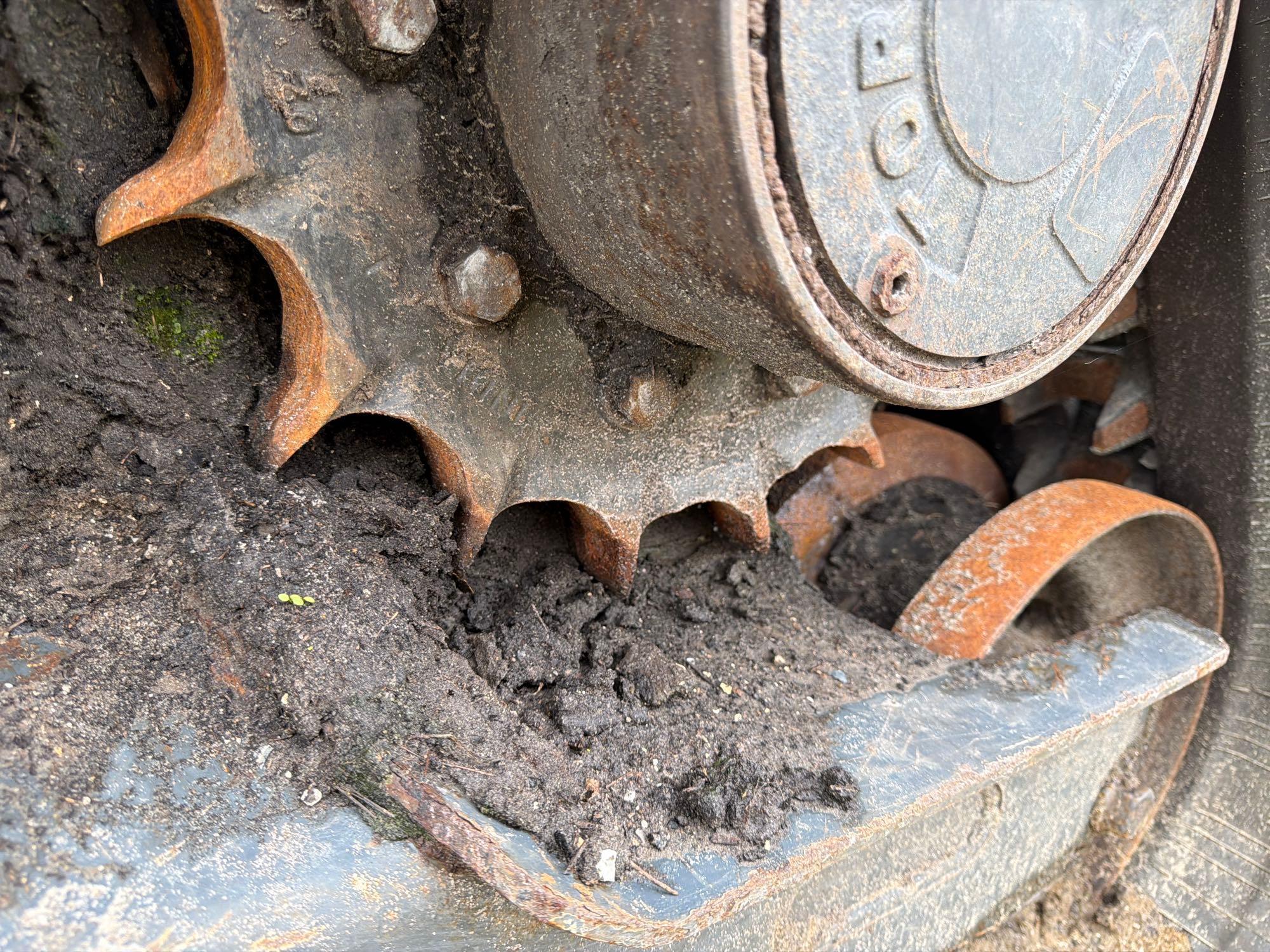 2021 John Deere 331G