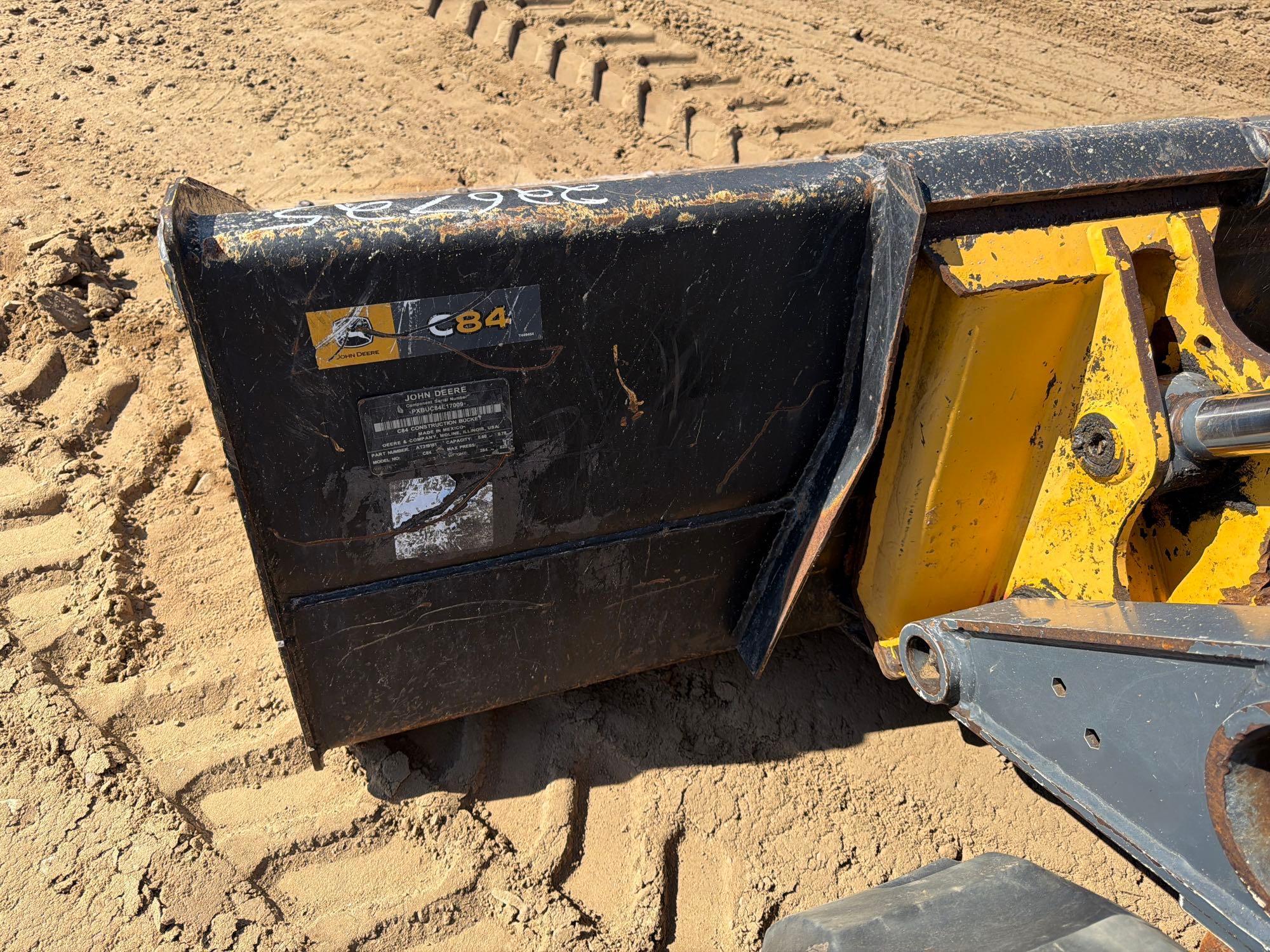 2022 John Deere 331G