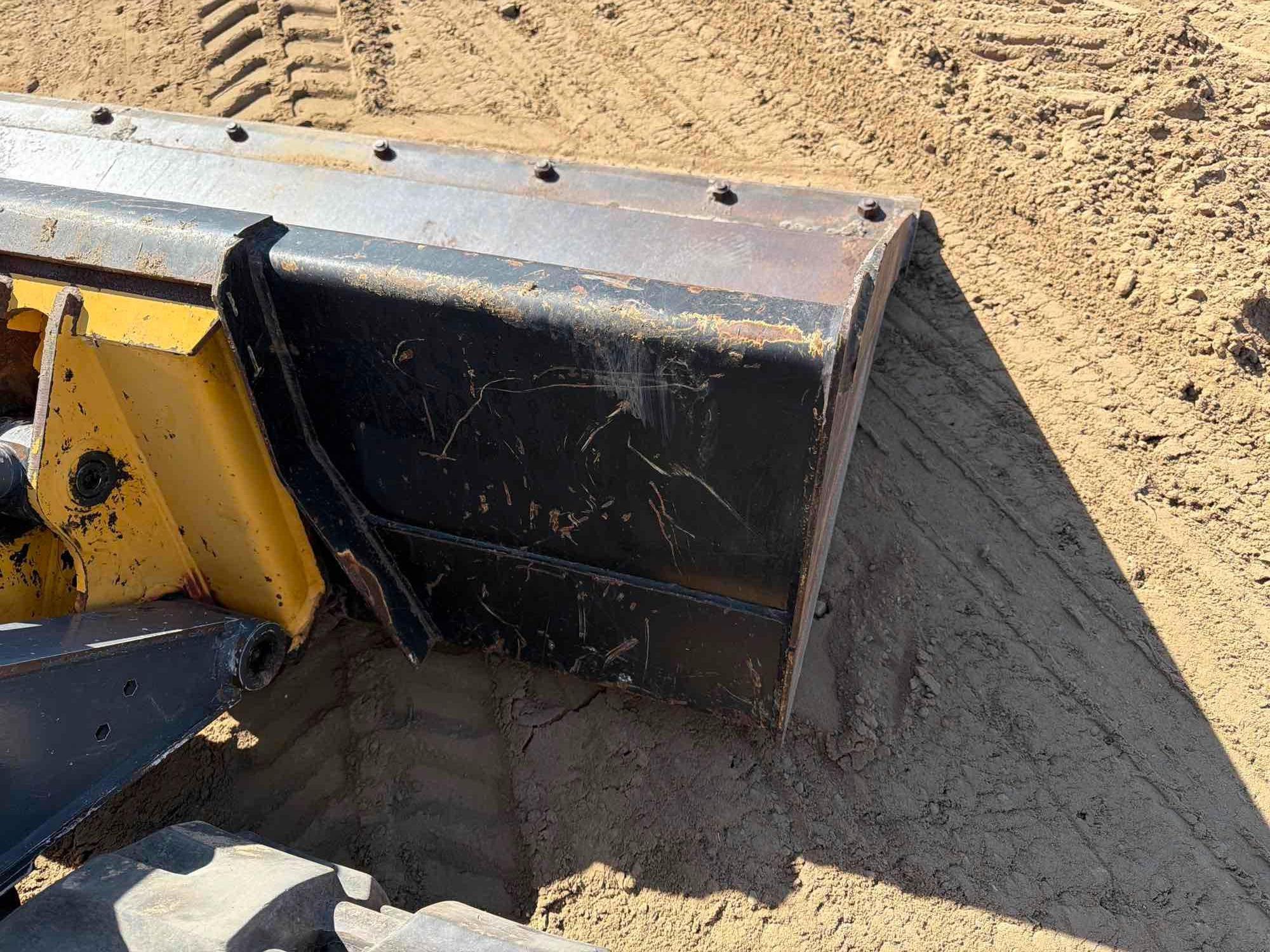 2022 John Deere 331G