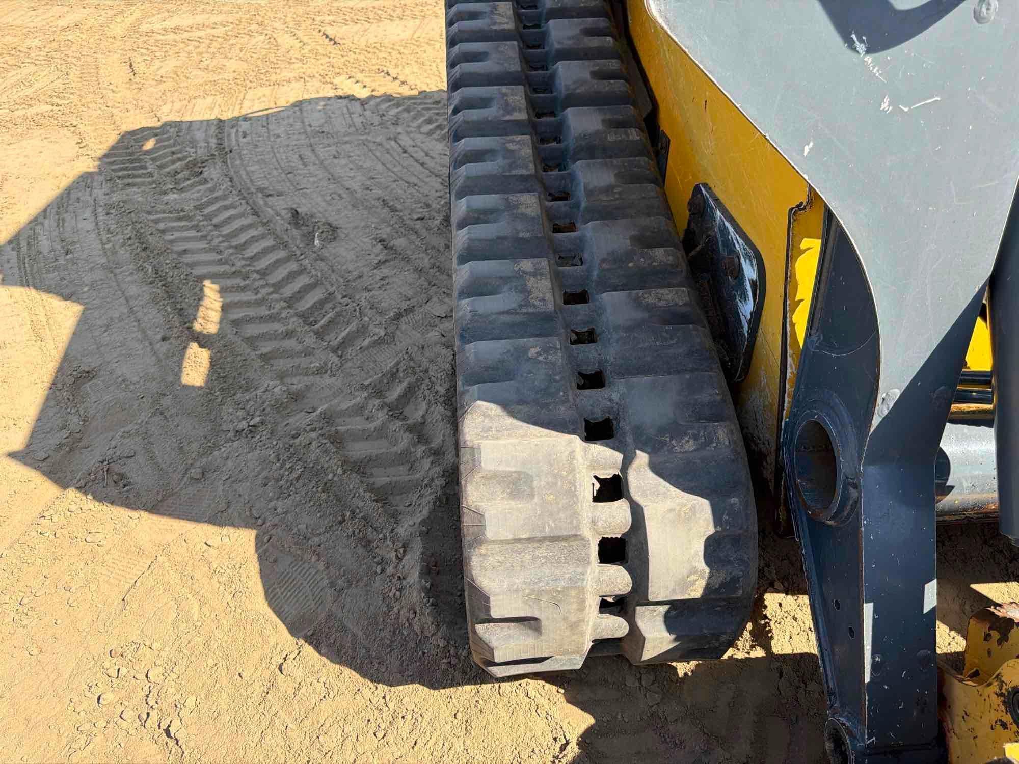 2022 John Deere 331G