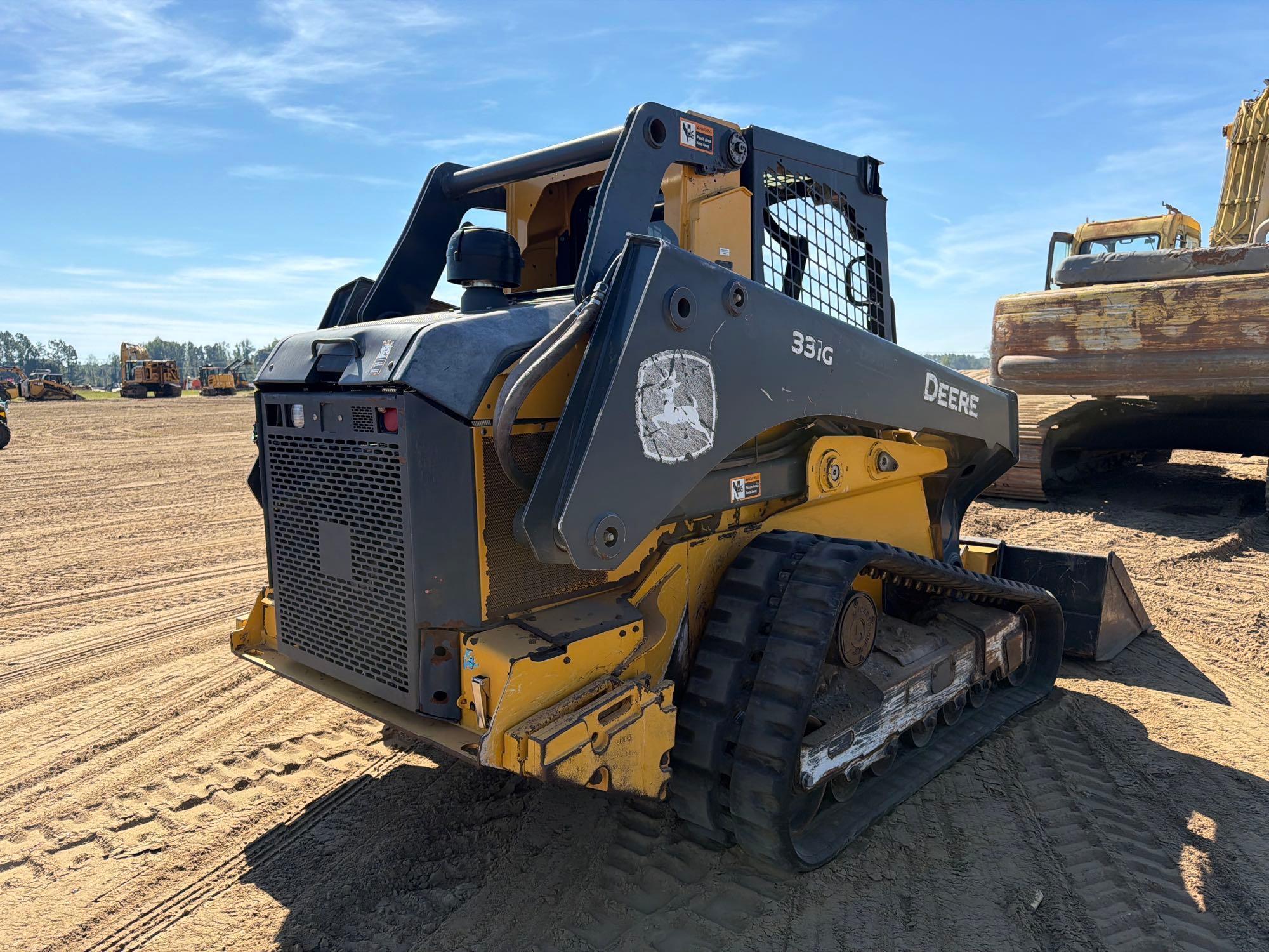 2022 John Deere 331G