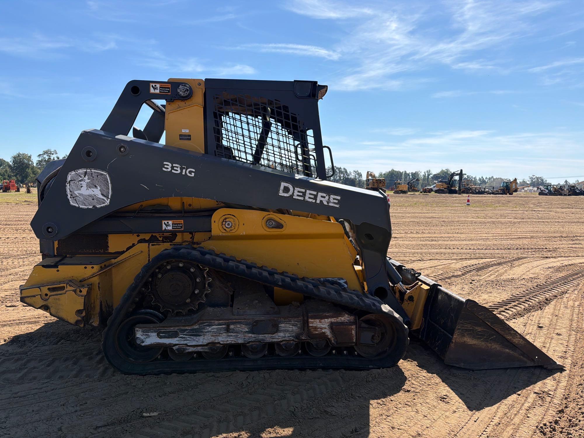 2022 John Deere 331G