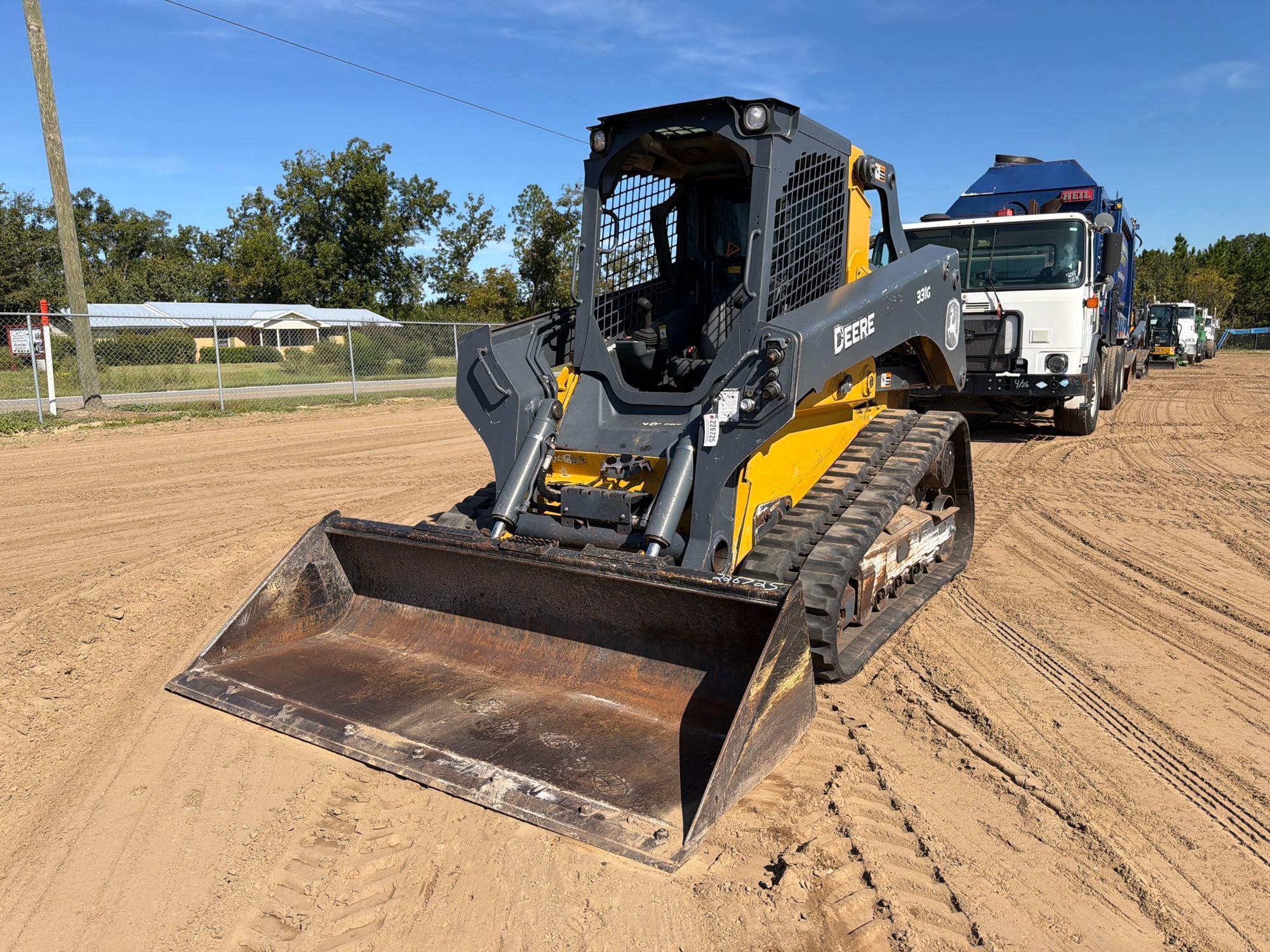 2022 John Deere 331G