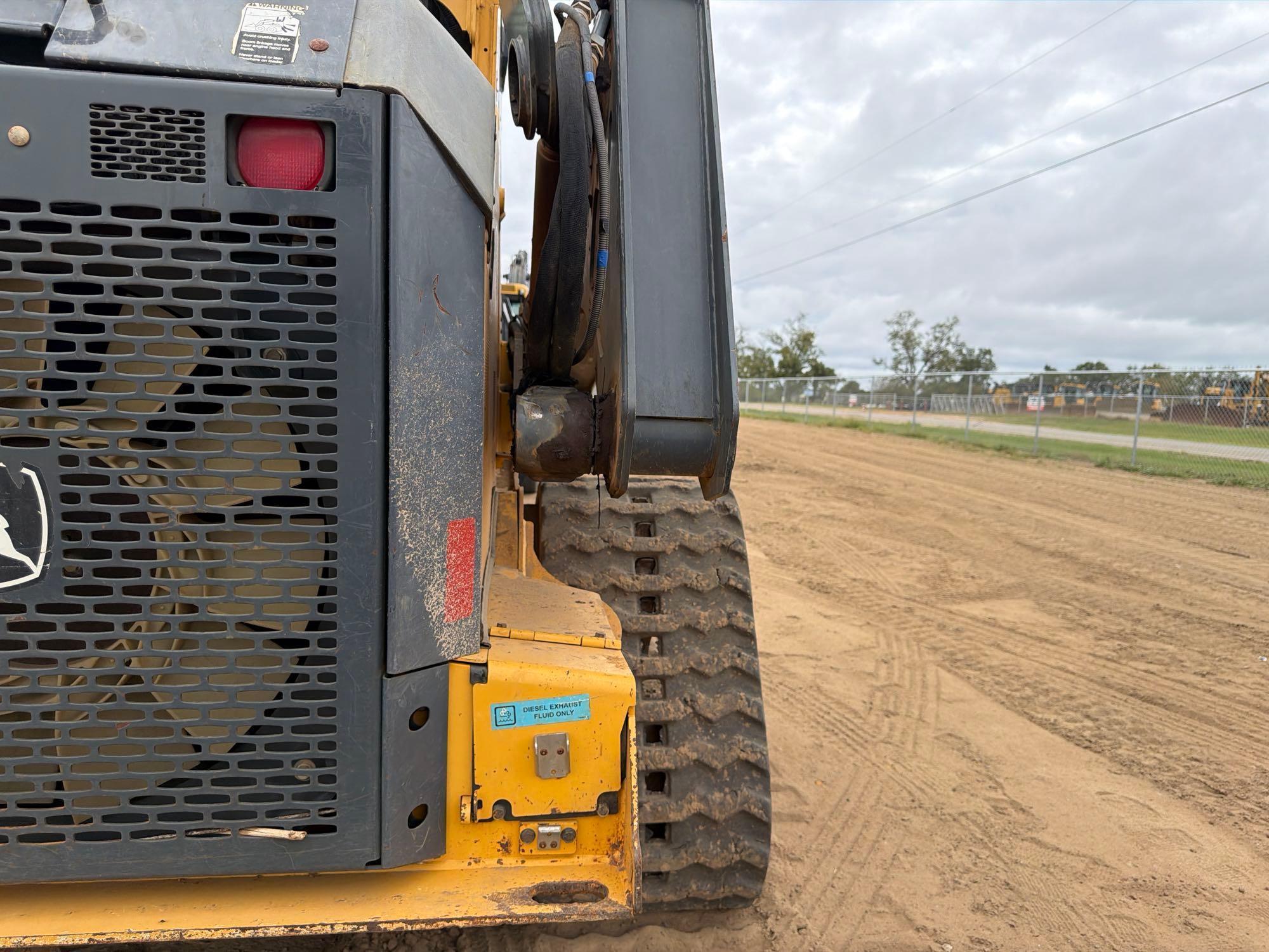 2018 John Deere 331G