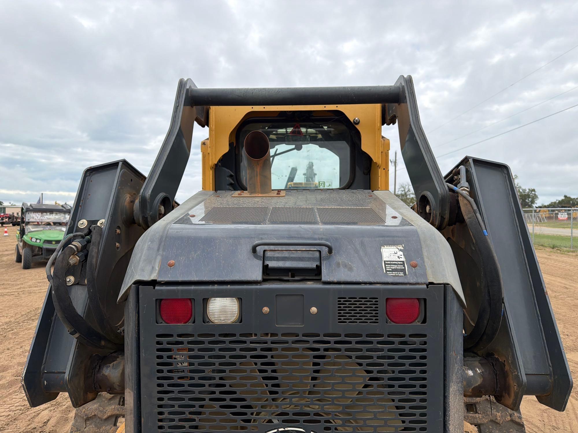 2018 John Deere 331G