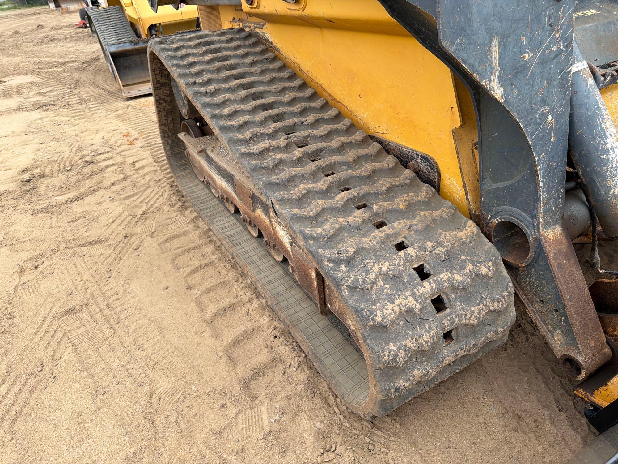 2018 John Deere 331G