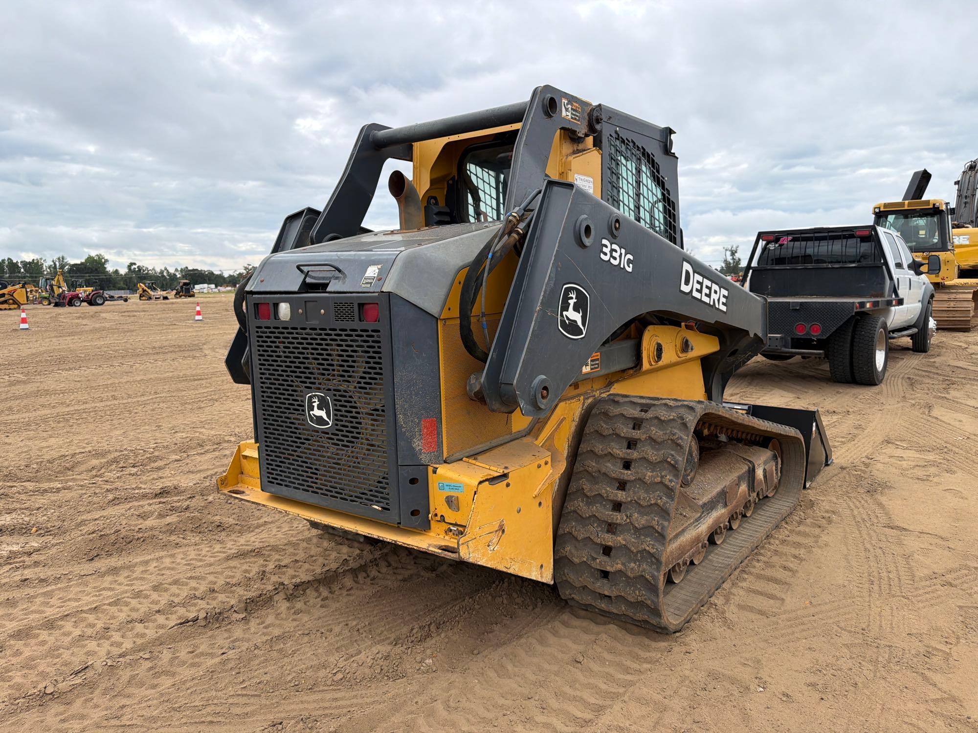 2018 John Deere 331G