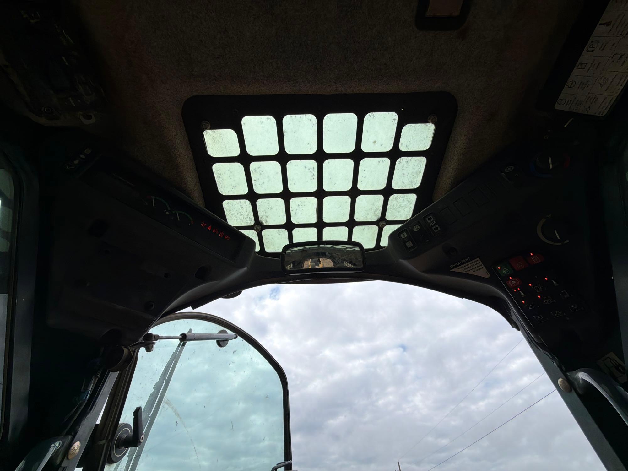 2018 John Deere 331G