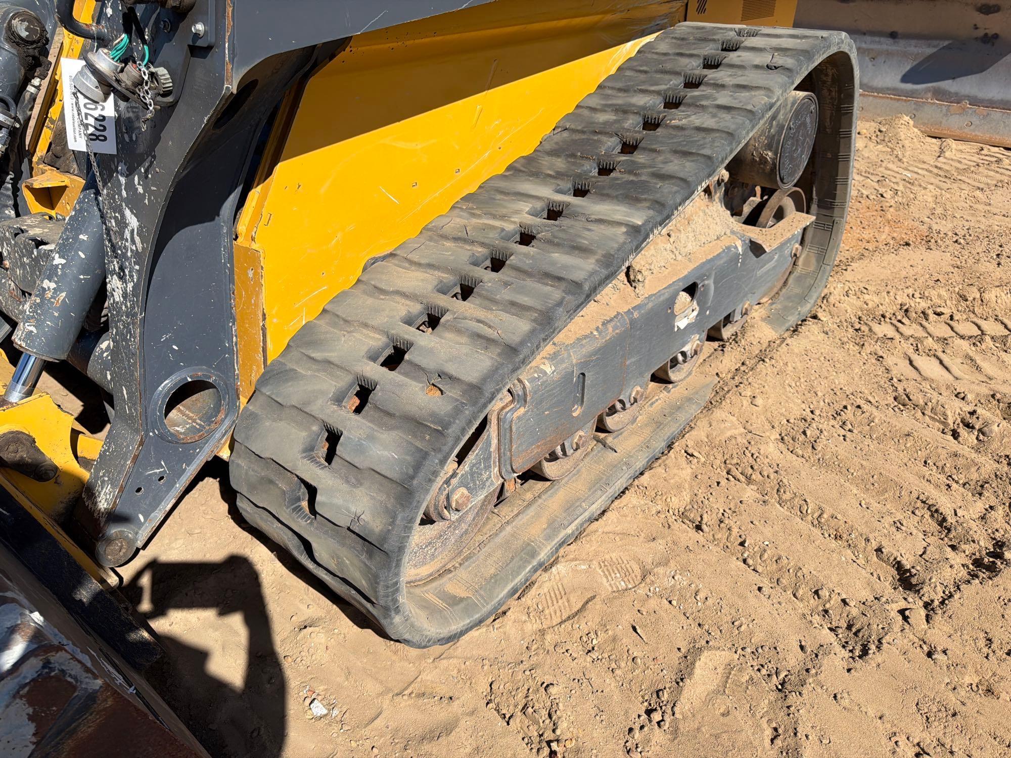 2023 John Deere 325G