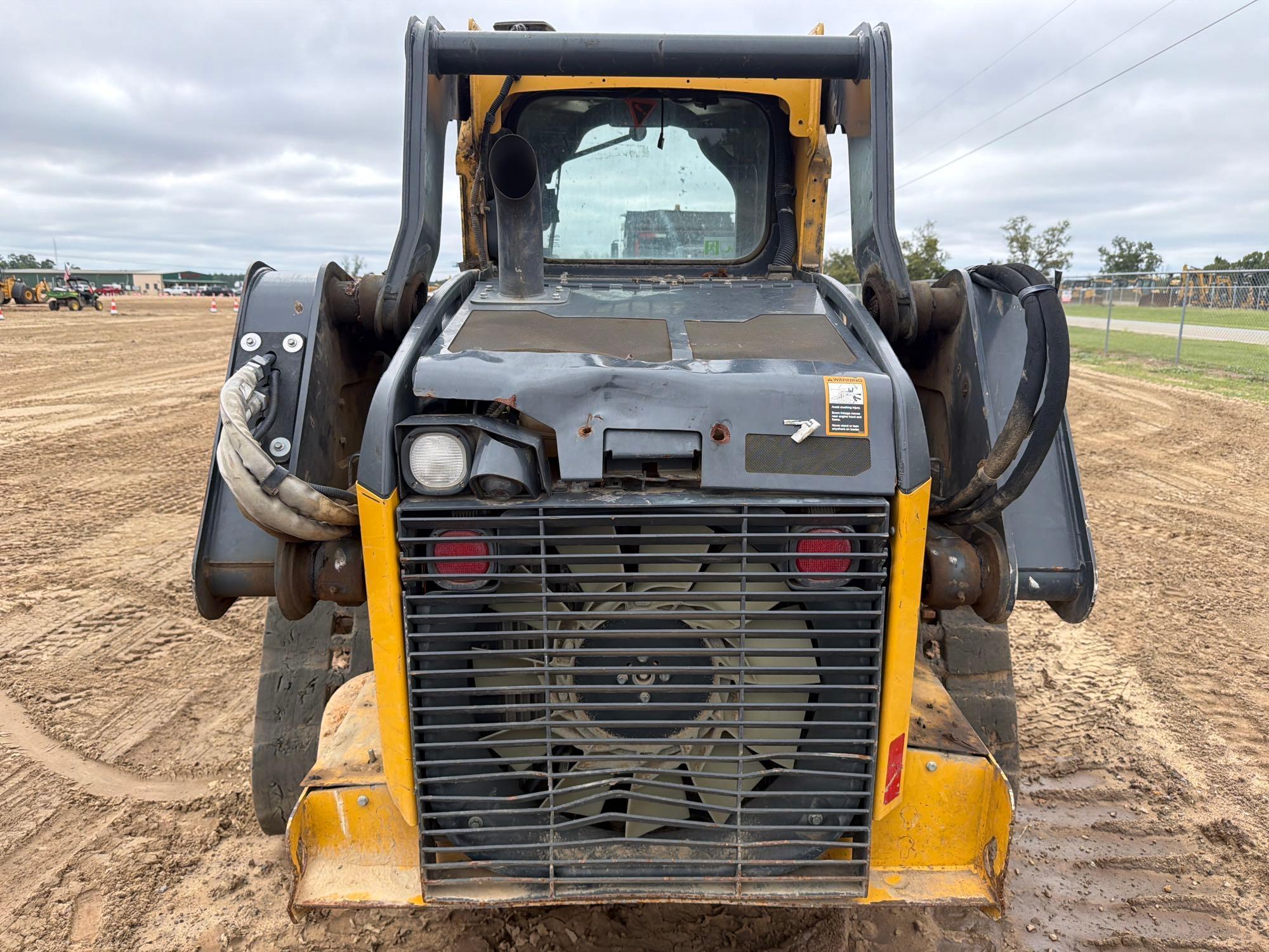 2022 John Deere 325G
