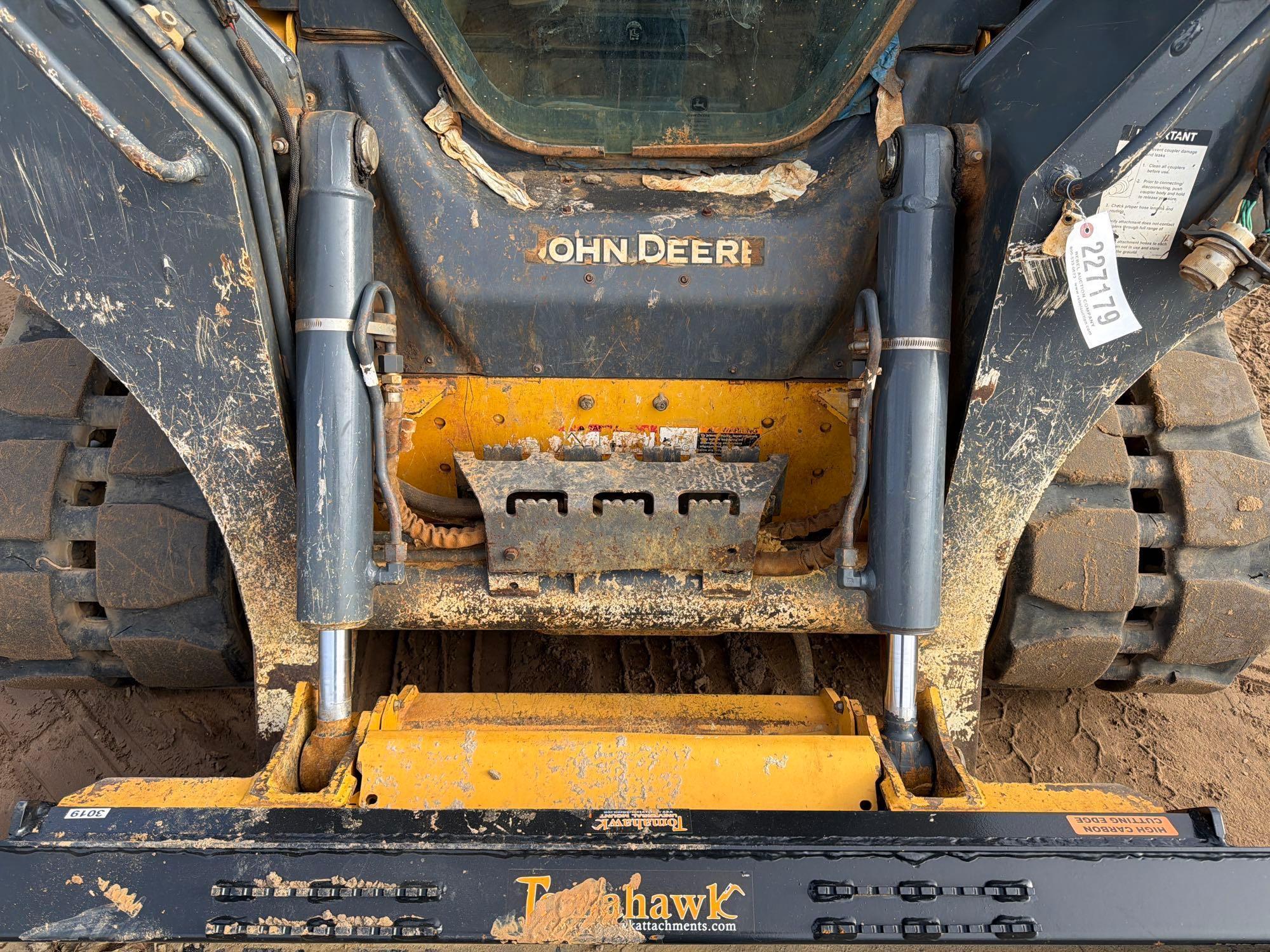 2022 John Deere 325G