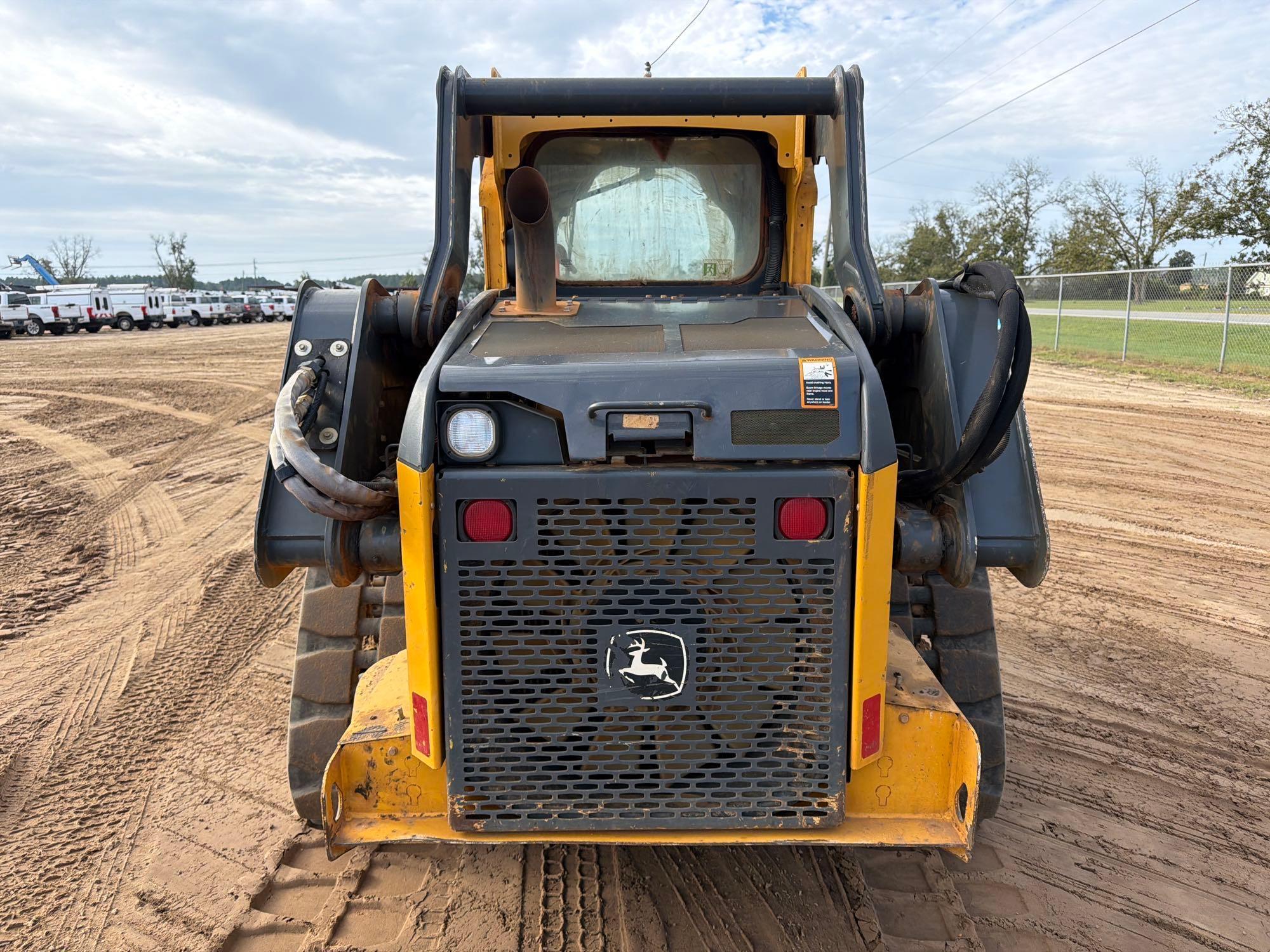 2022 John Deere 325G