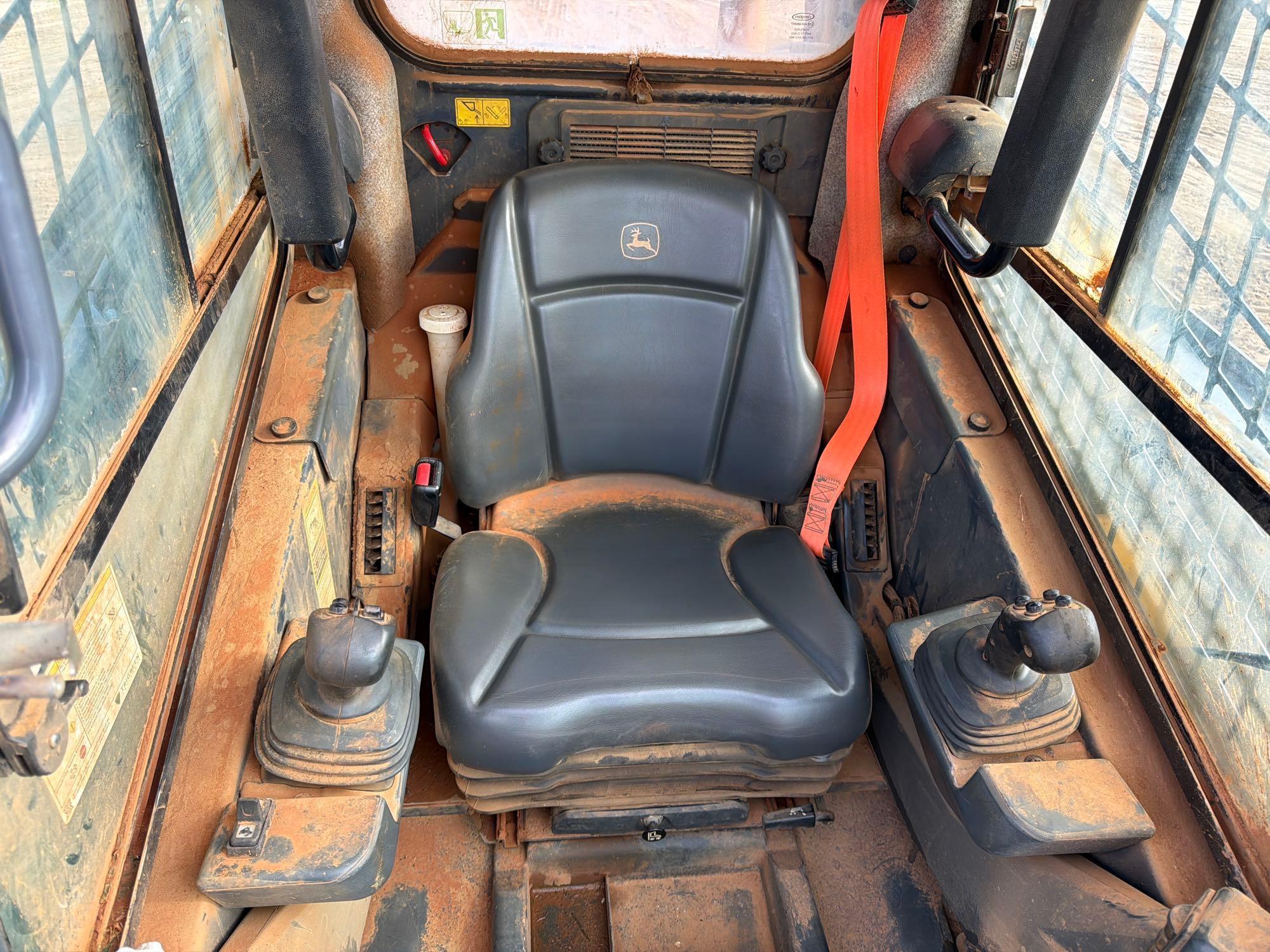2022 John Deere 325G