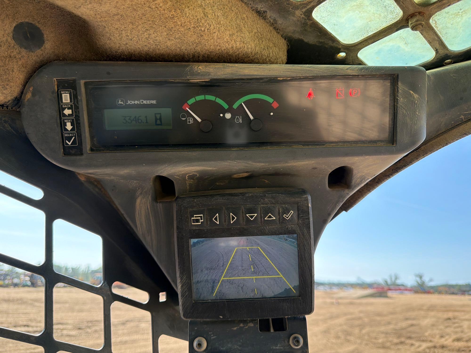 2018 John Deere 325