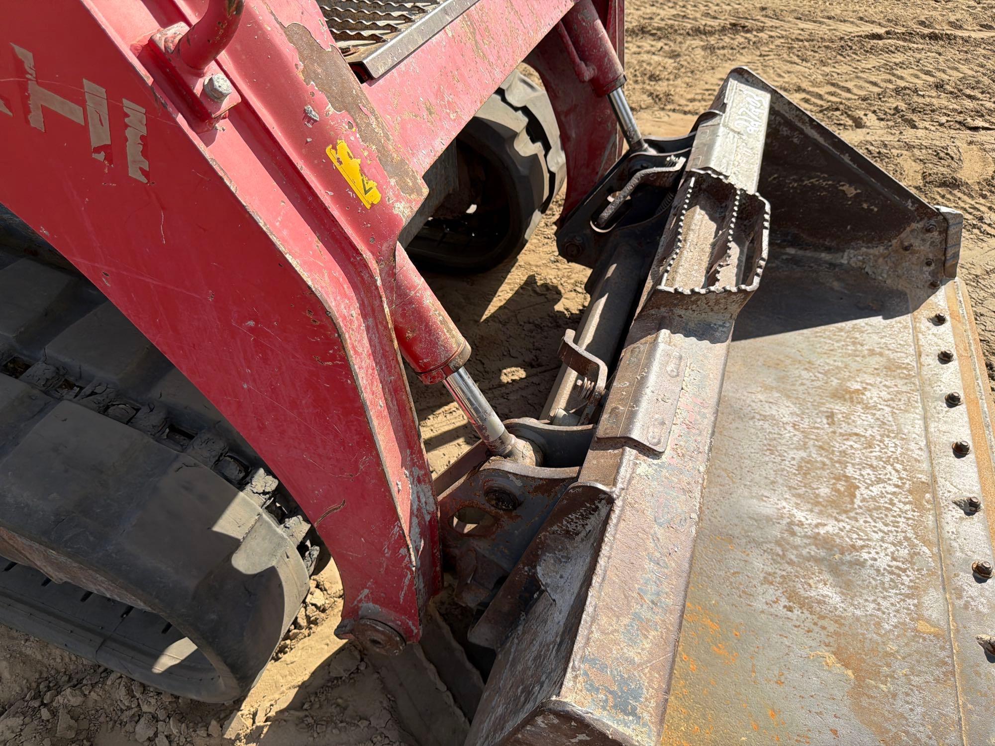 2020 Takeuchi TL8