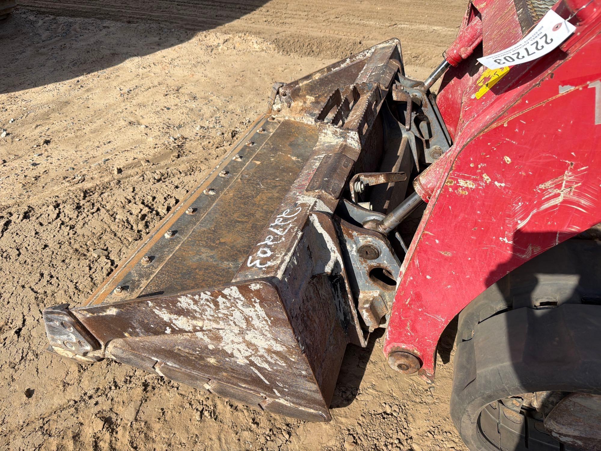 2020 Takeuchi TL8