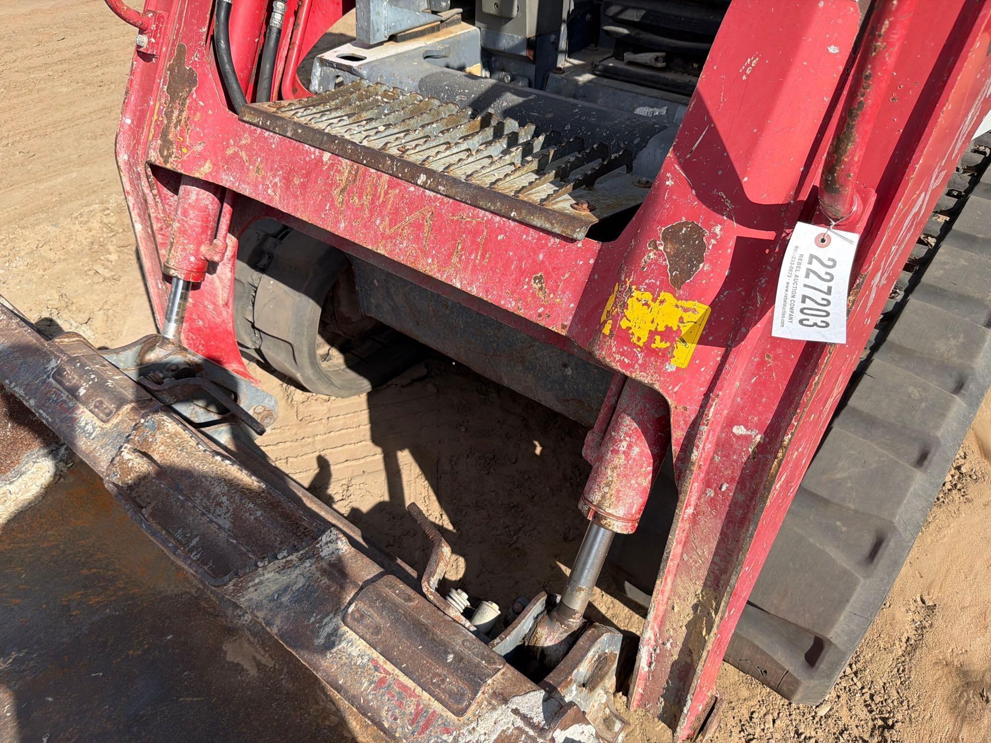 2020 Takeuchi TL8