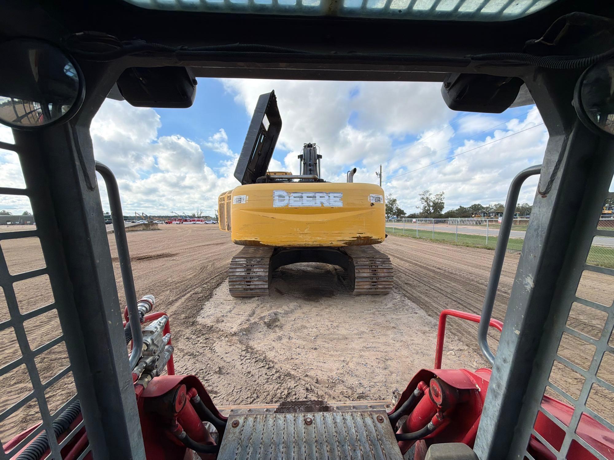 2020 Takeuchi TL8
