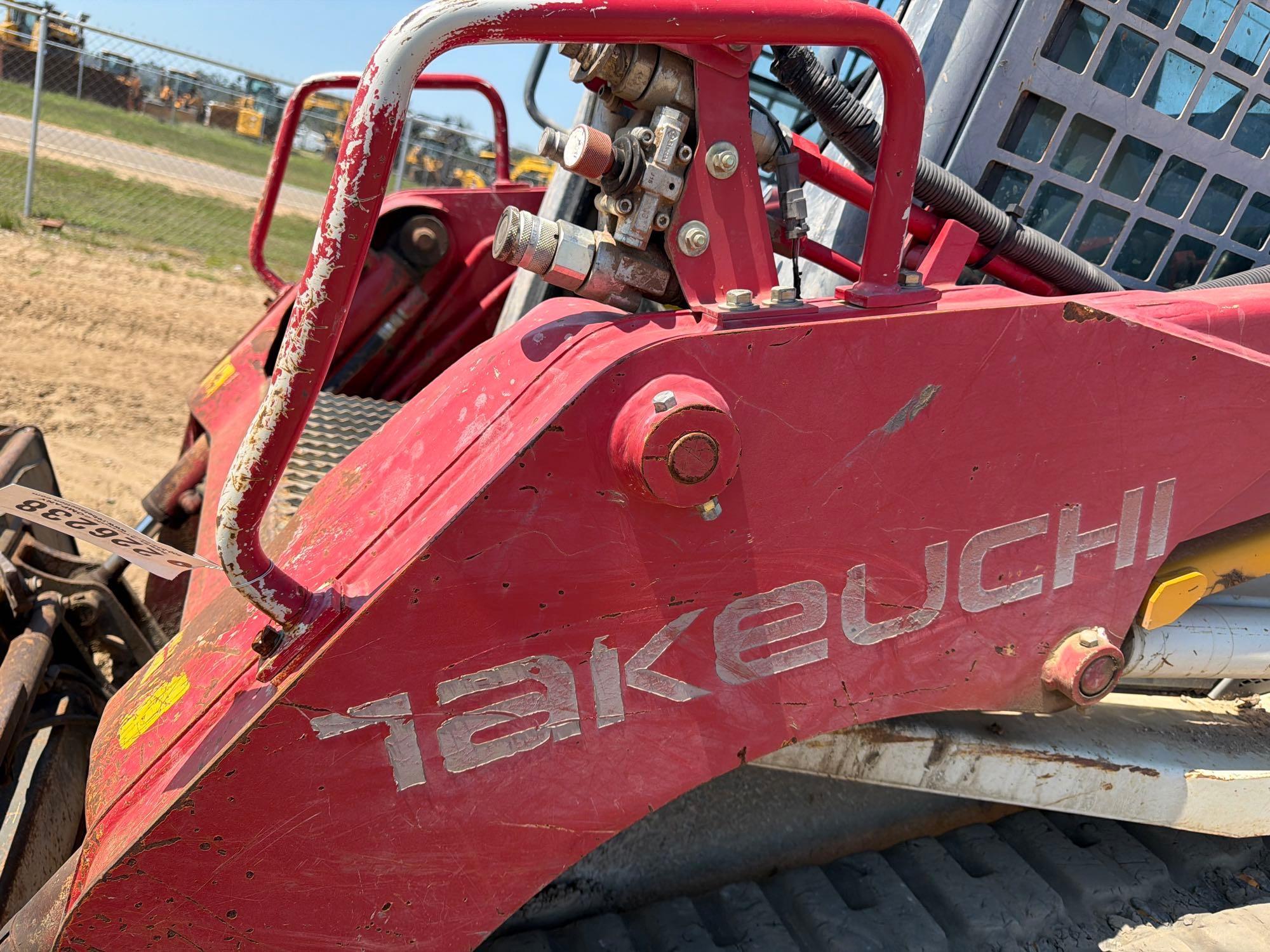2016 Takeuchi TL8
