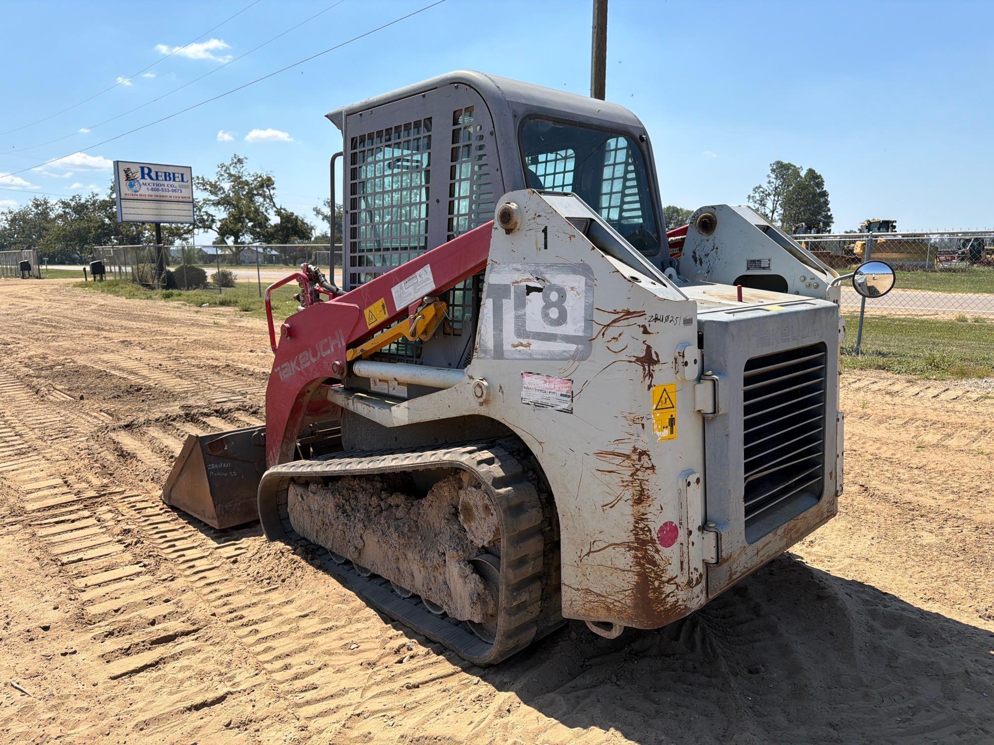 2016 Takeuchi TL8