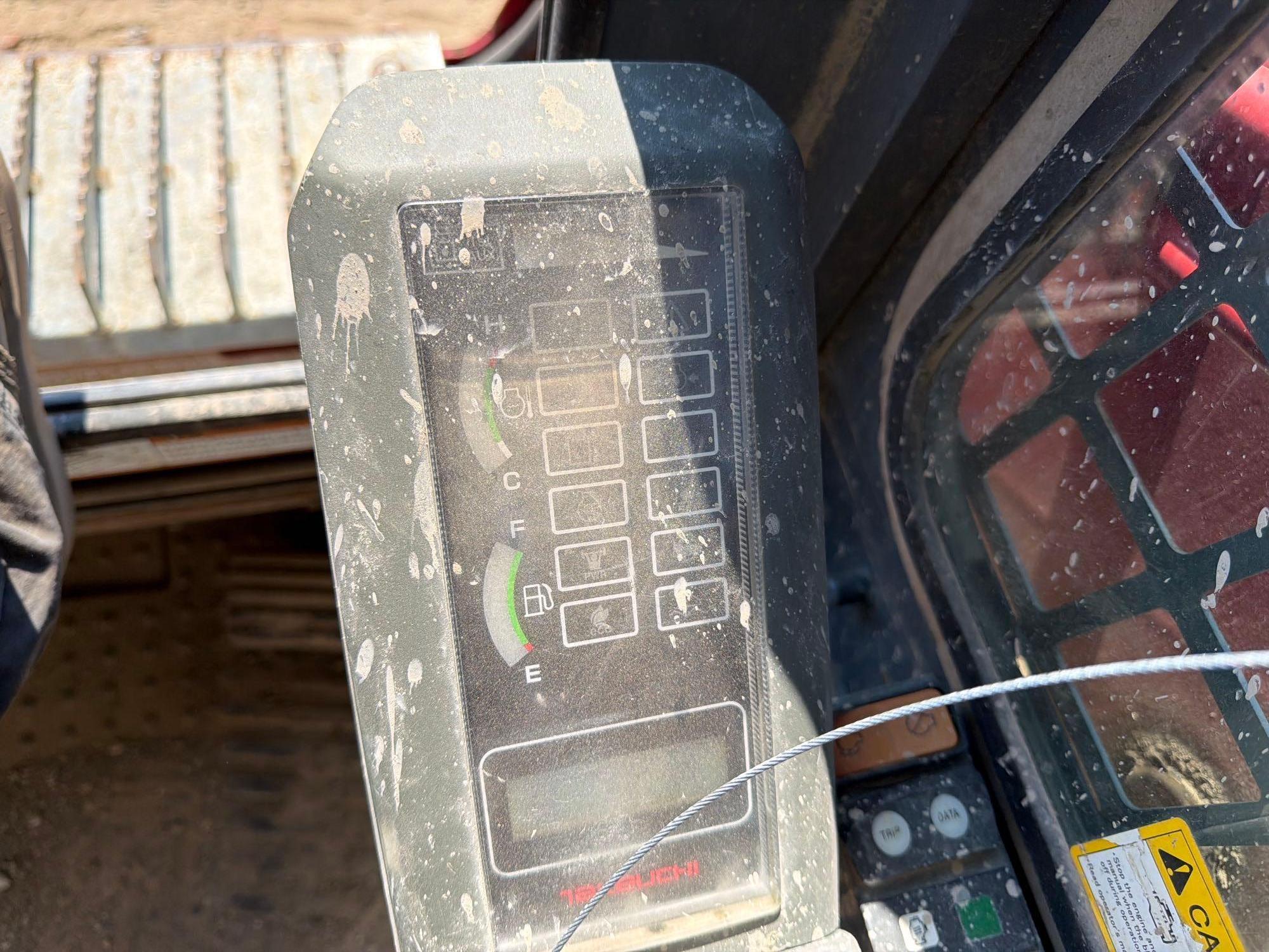 2016 Takeuchi TL8
