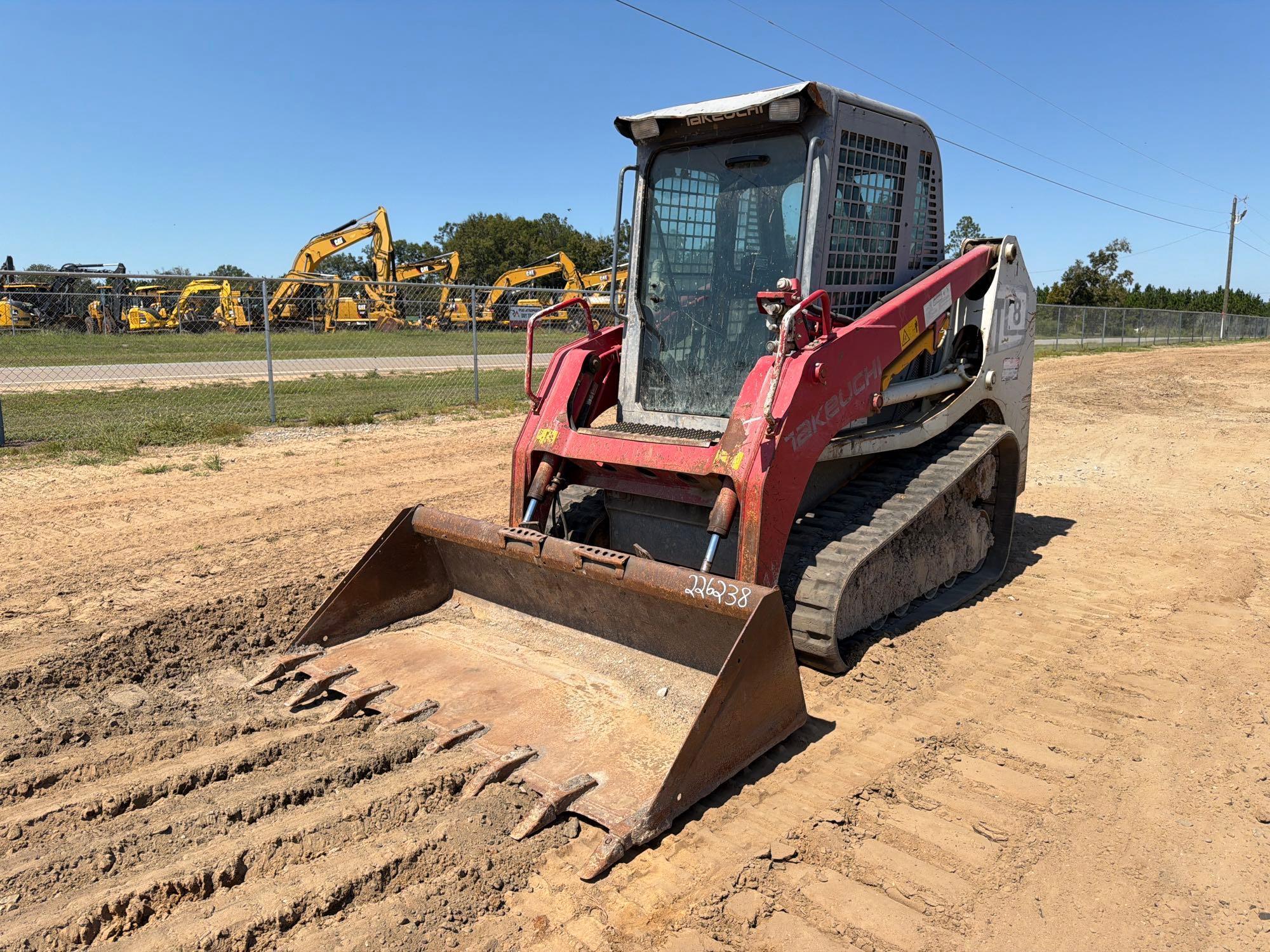 2016 Takeuchi TL8
