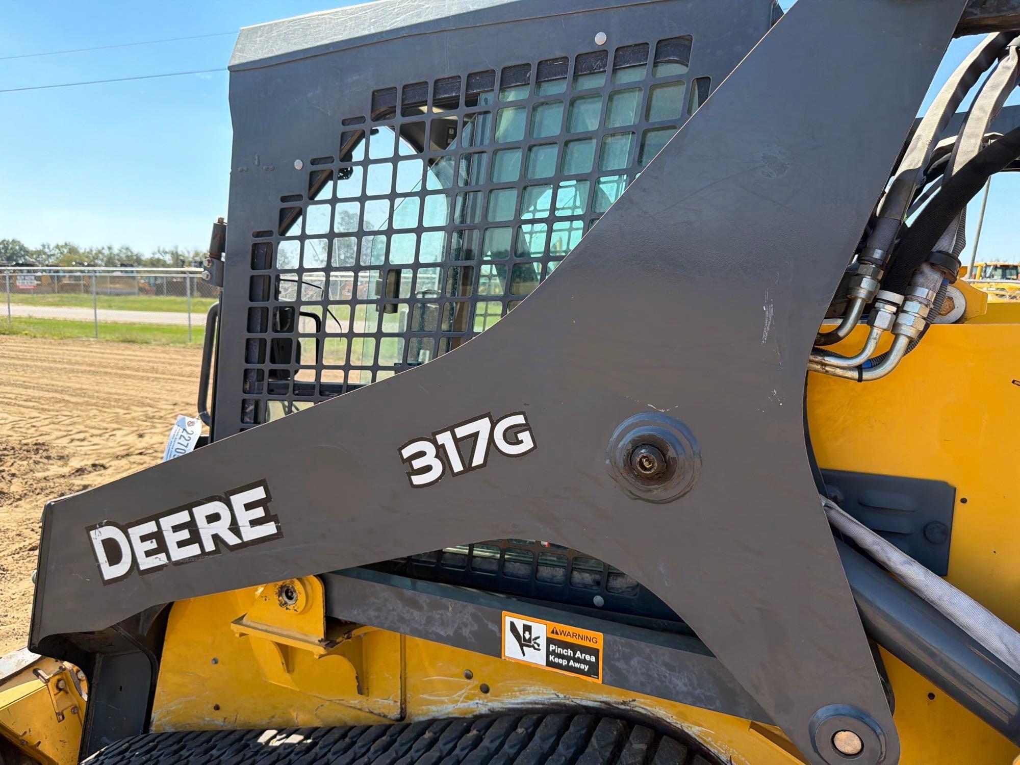 2023 John Deere 317G