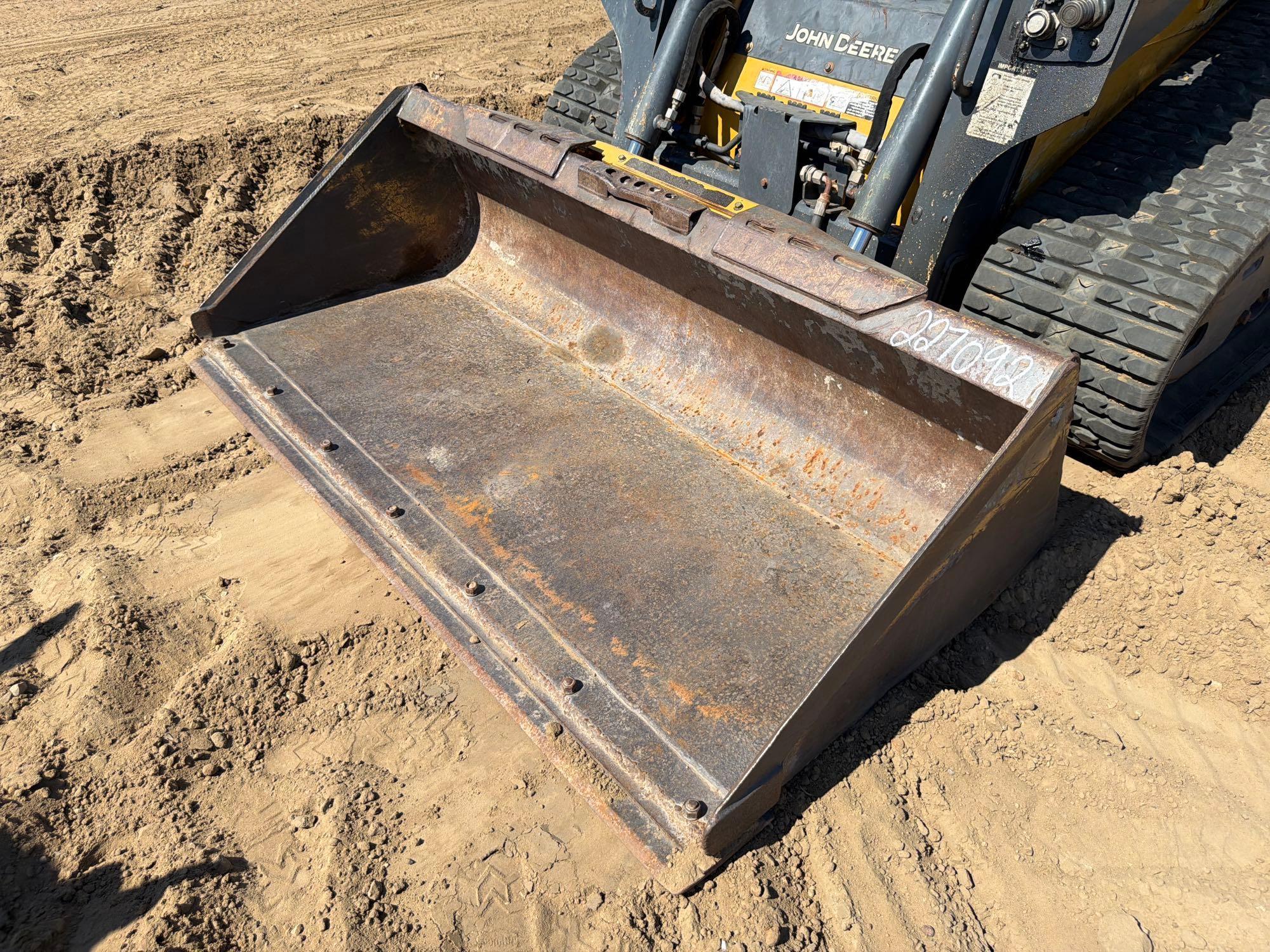 2023 John Deere 317G