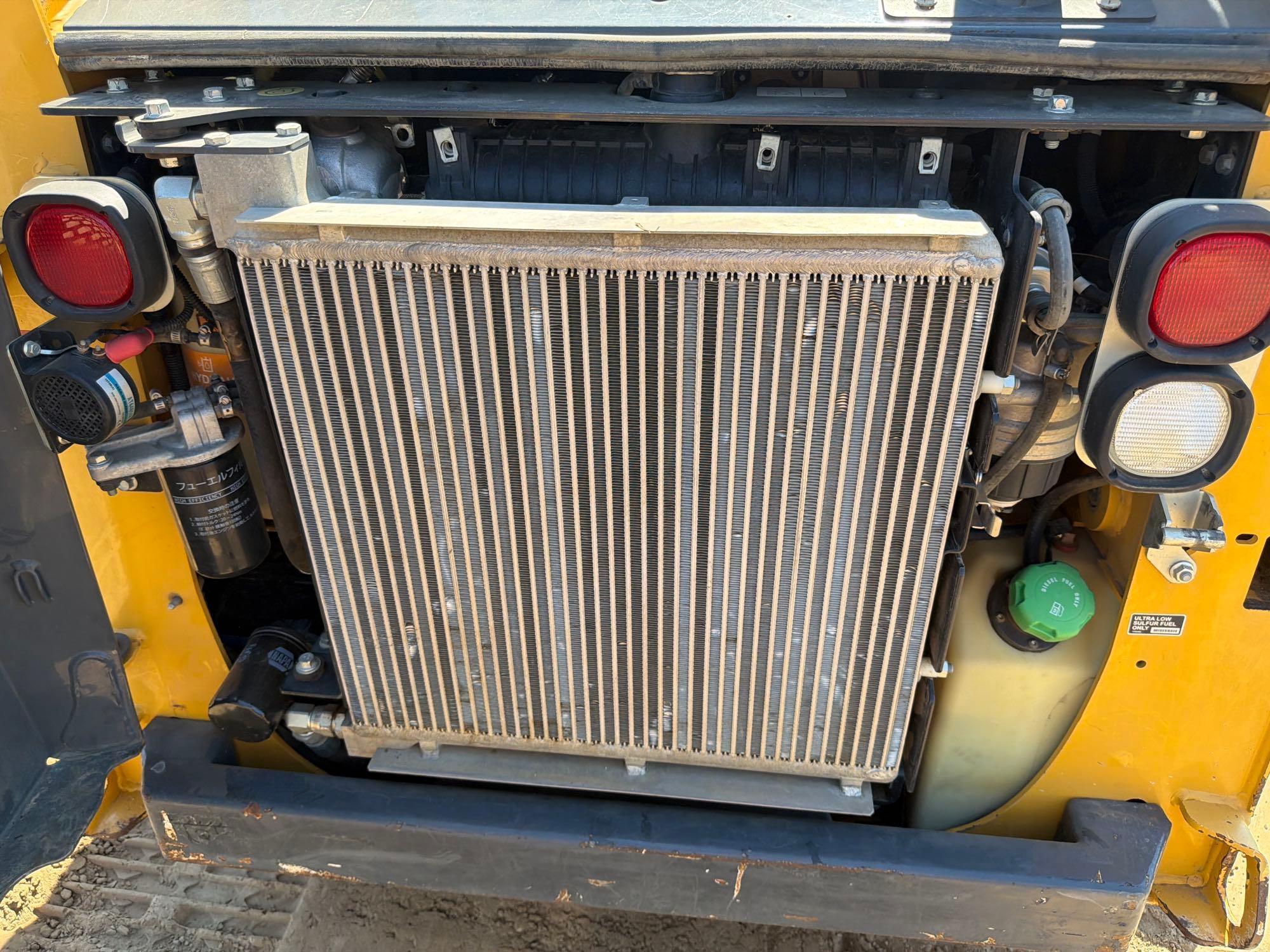 2023 John Deere 317G