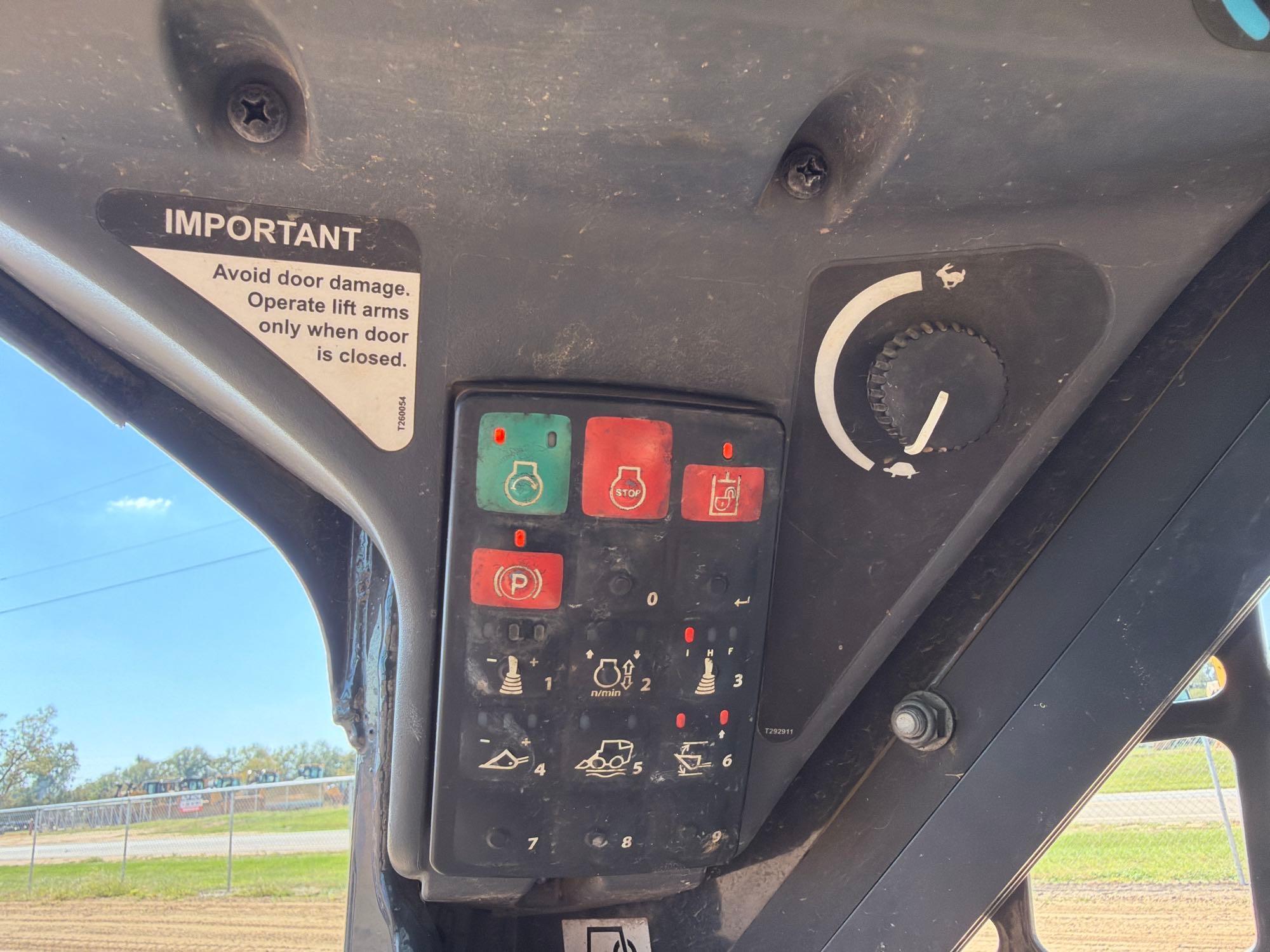 2023 John Deere 317G
