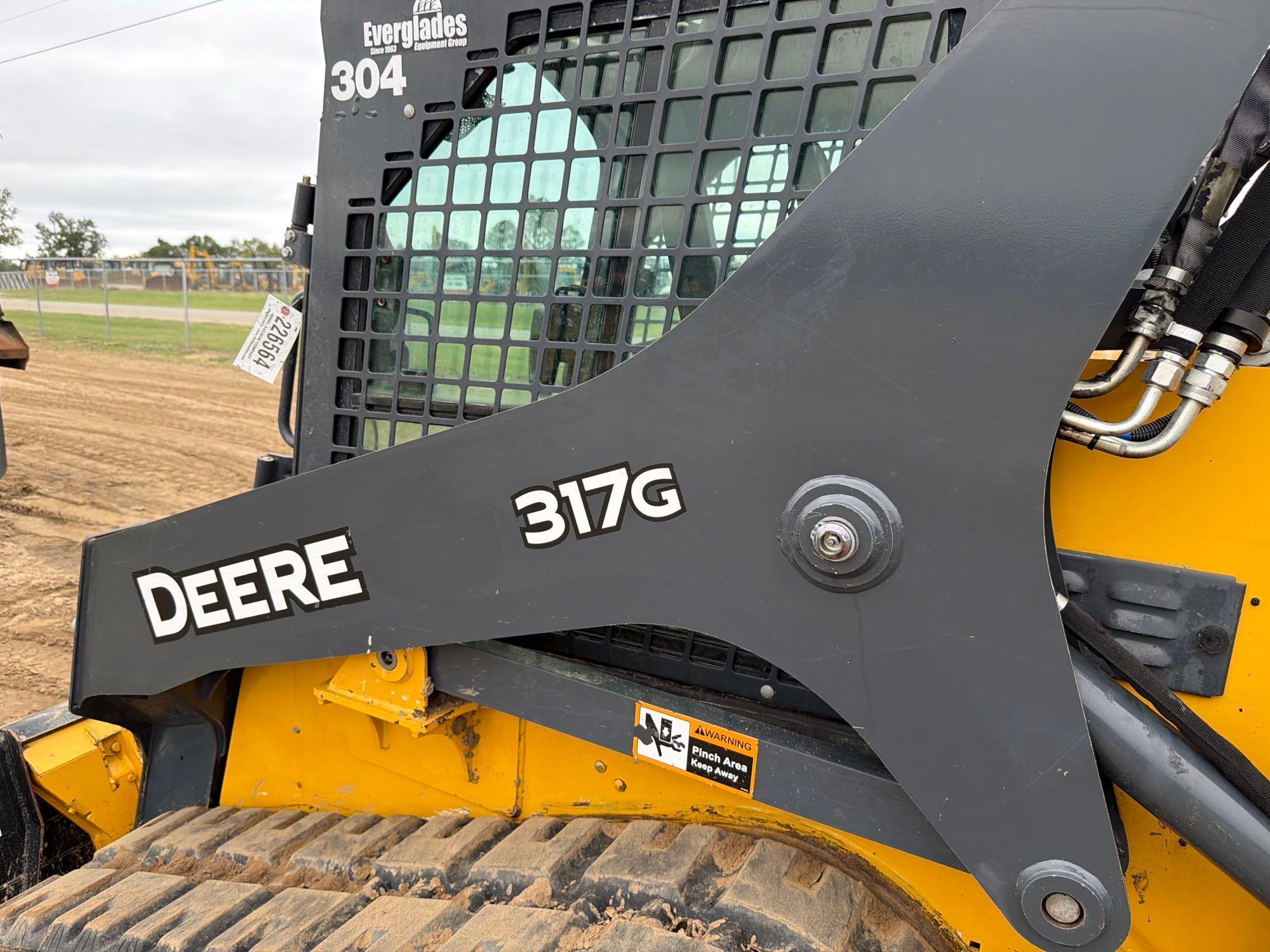 2023 John Deere 317G