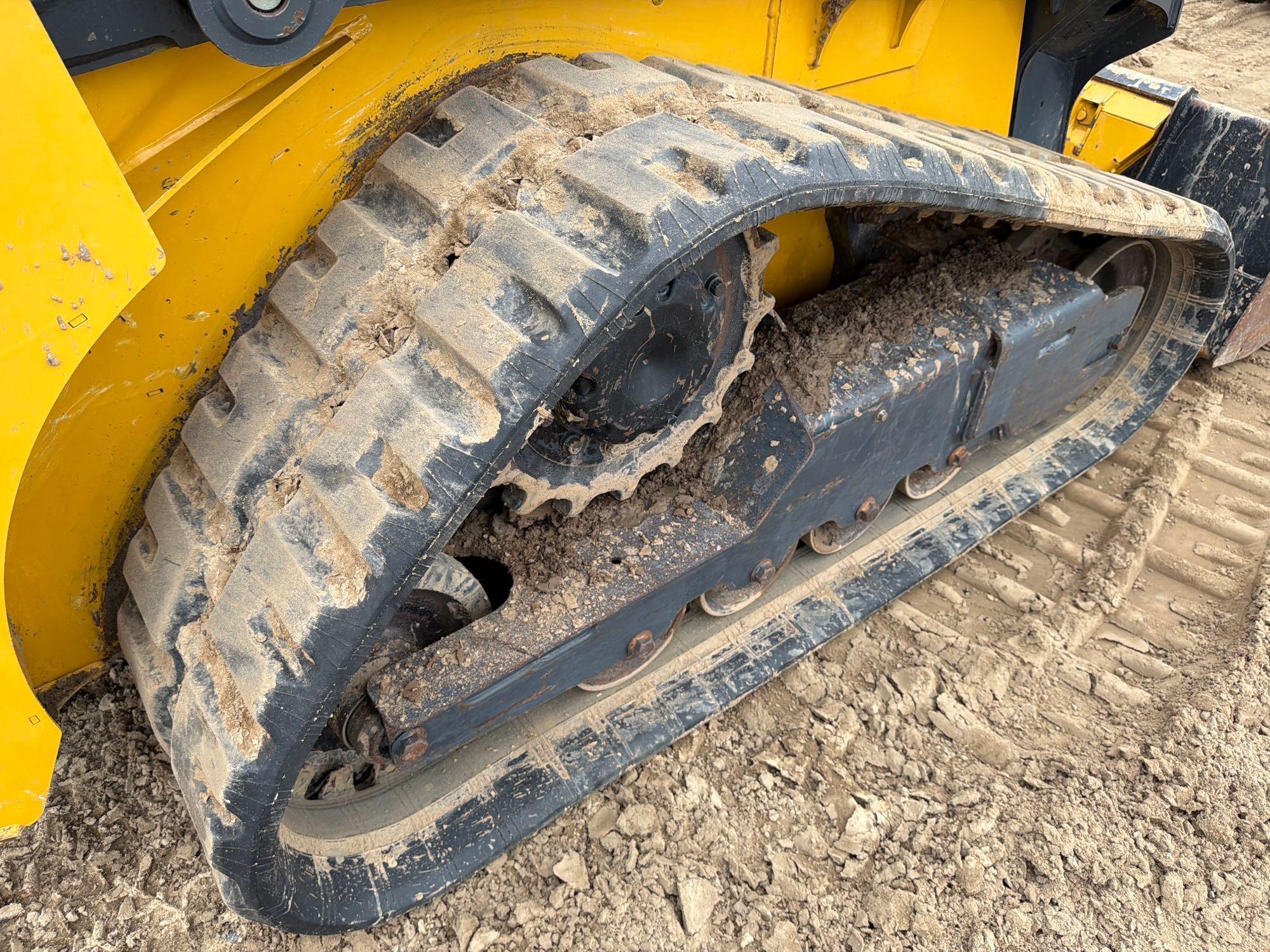 2023 John Deere 317G