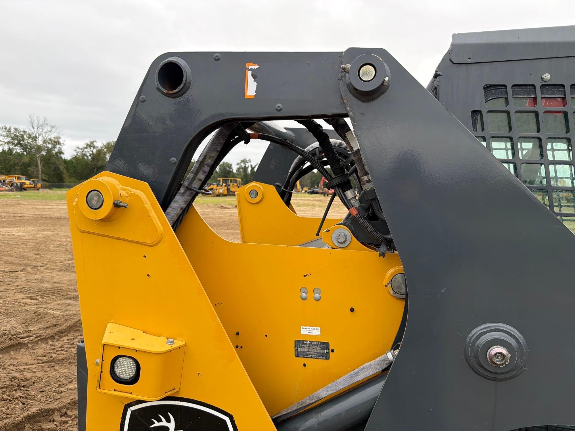 2023 John Deere 317G