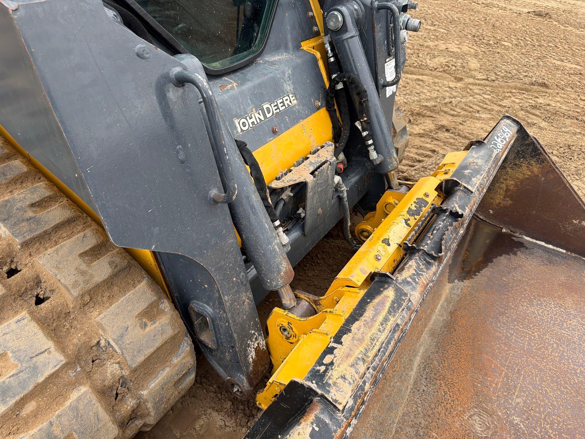 2023 John Deere 317G