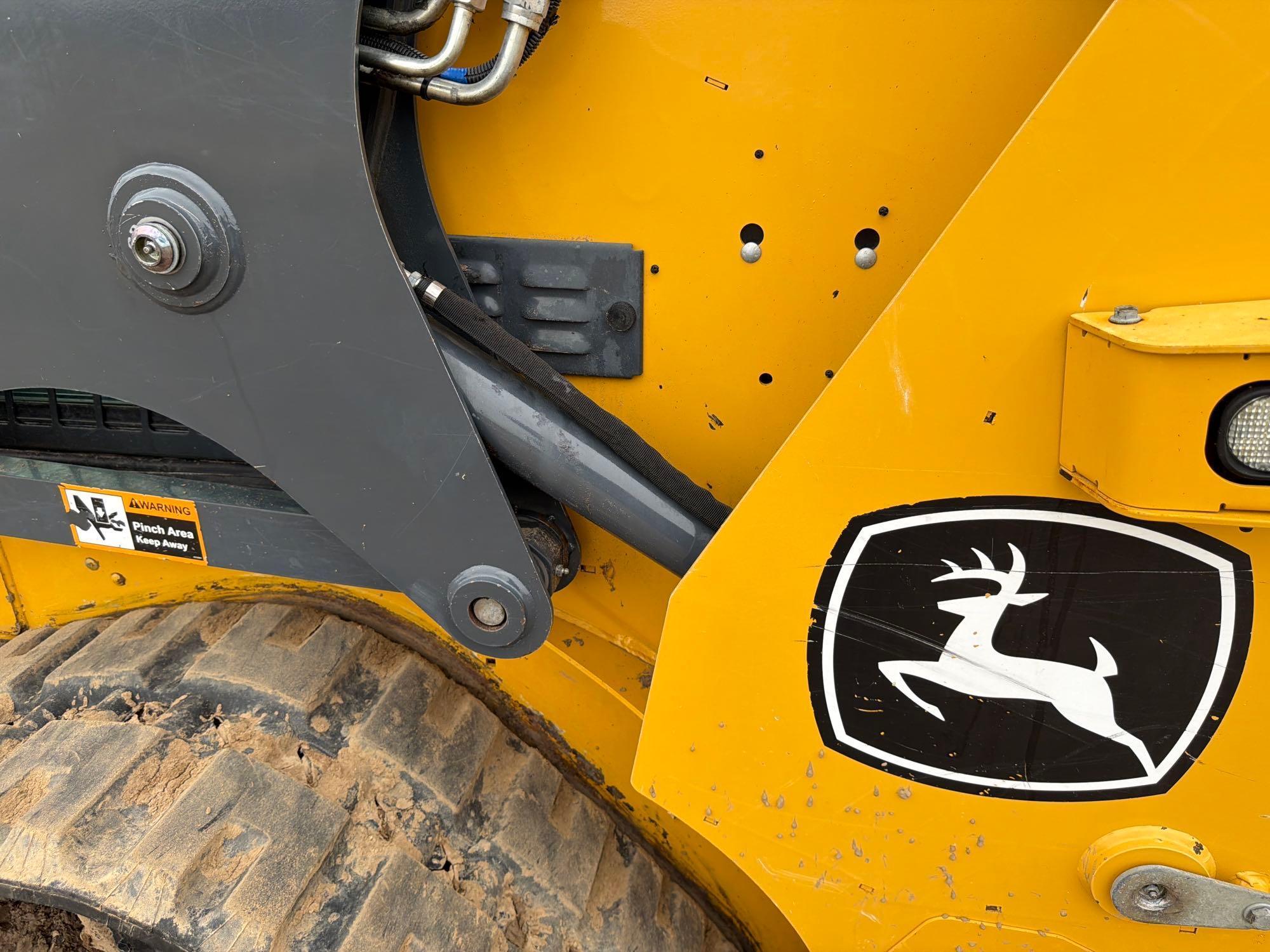 2023 John Deere 317G