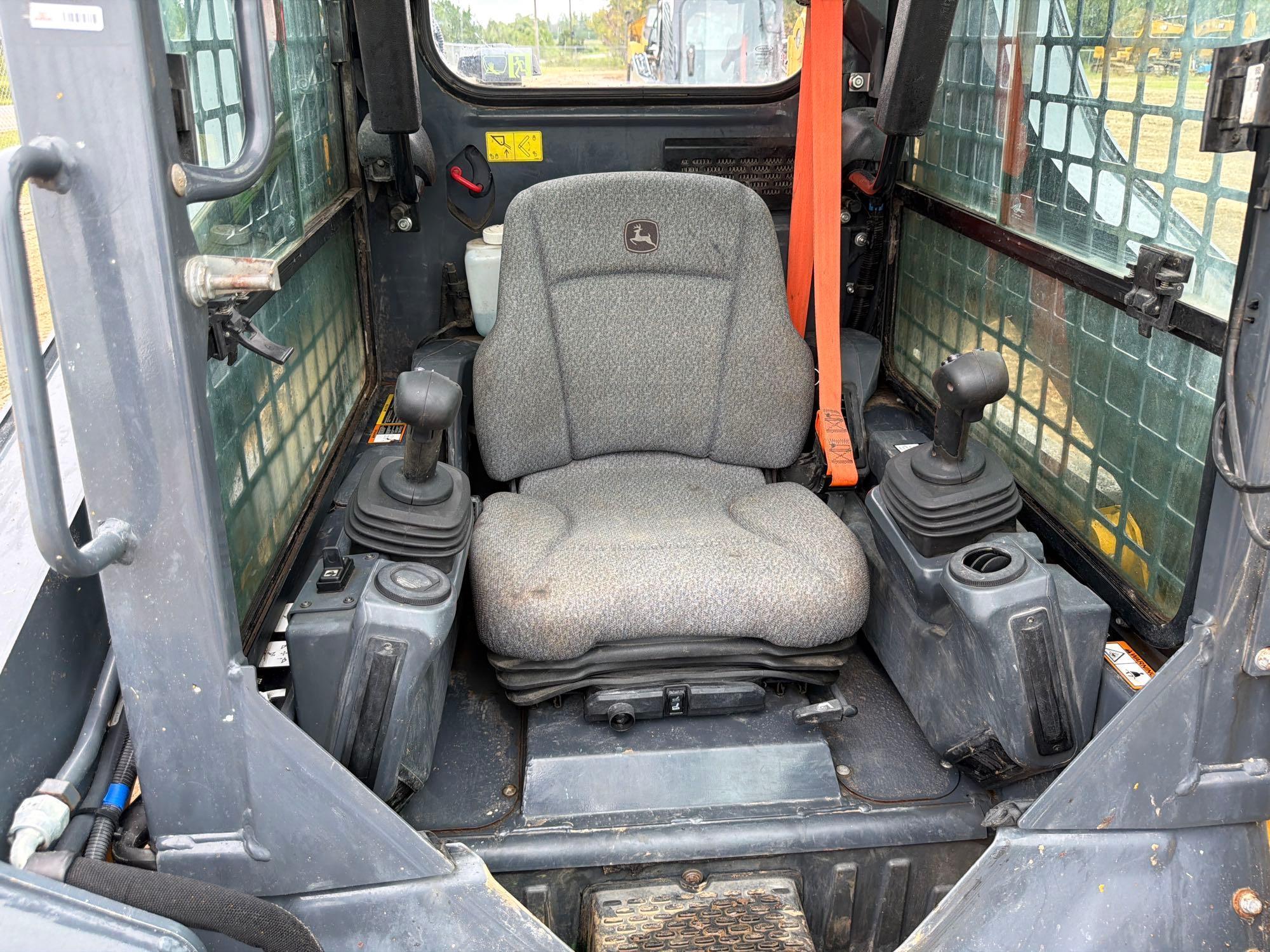 2023 John Deere 317G