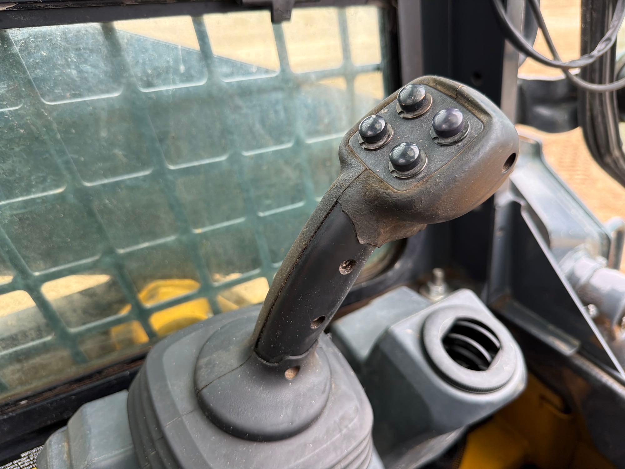 2023 John Deere 317G