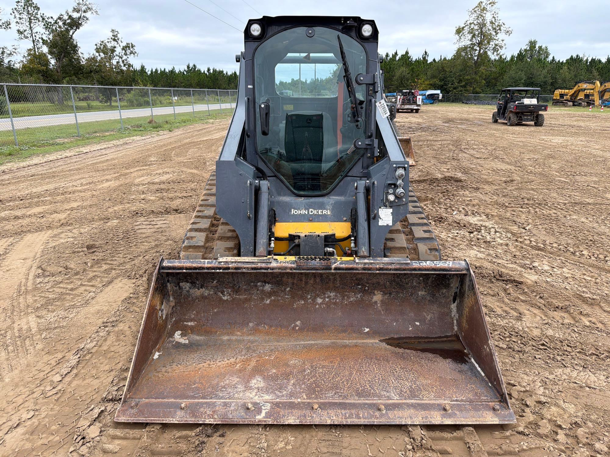 2023 John Deere 317G