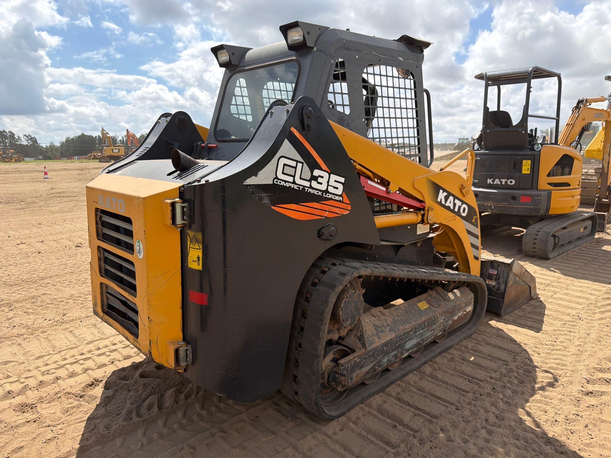 2021 Kato CL35