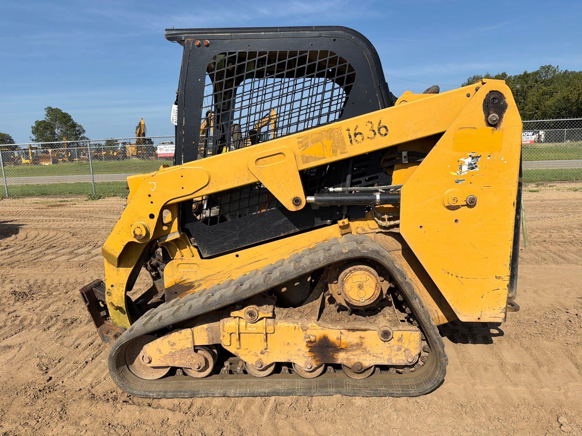 2017 Caterpillar 239D