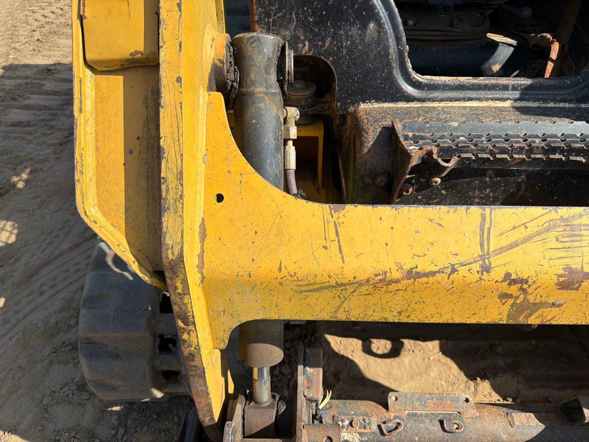 2017 Caterpillar 239D