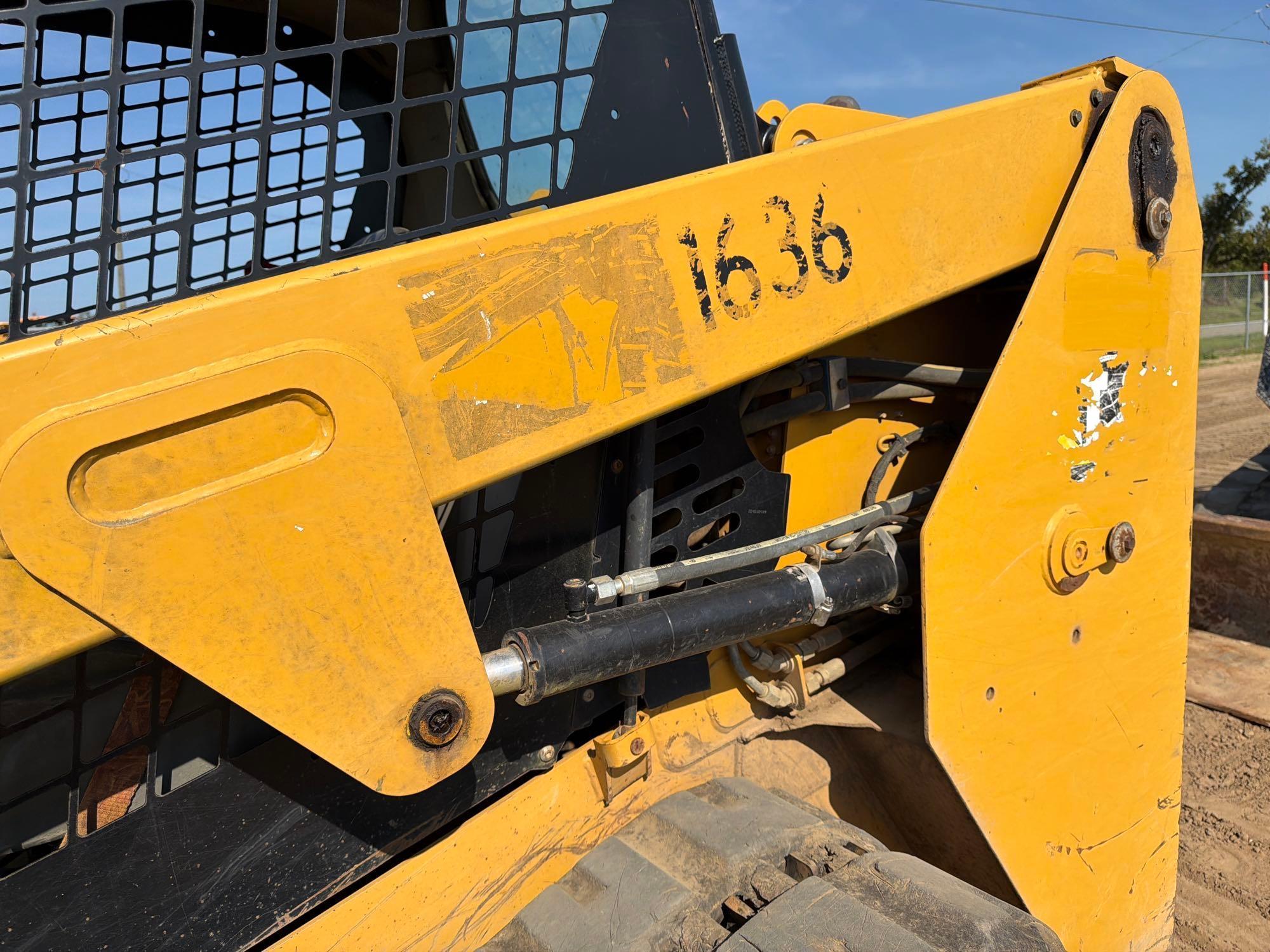 2017 Caterpillar 239D