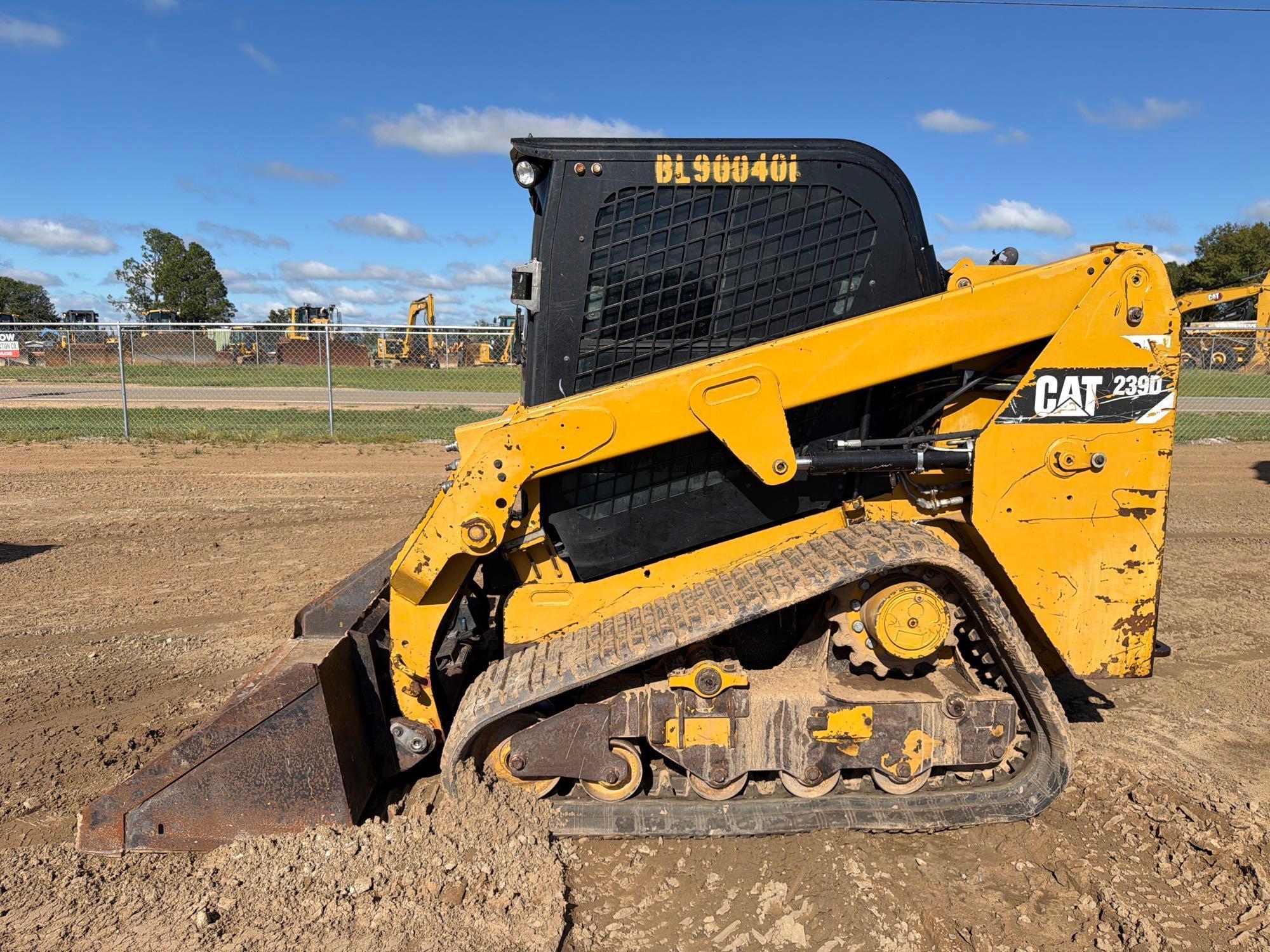 2015 Caterpillar 239D
