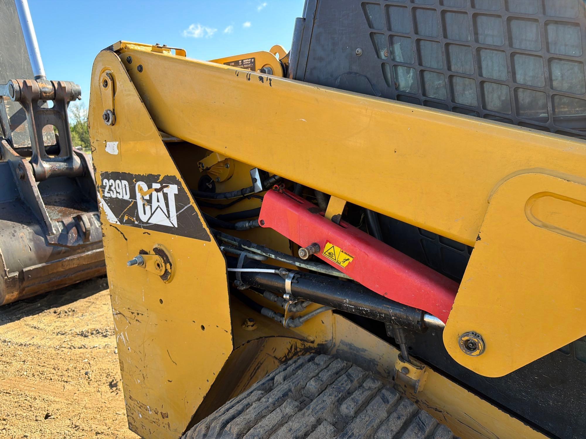 2015 Caterpillar 239D
