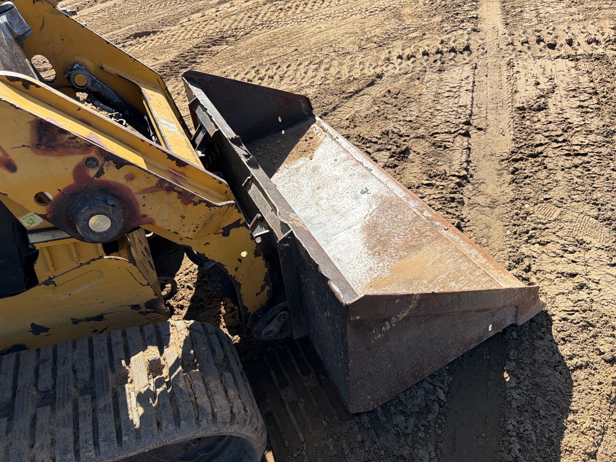 2015 Caterpillar 239D