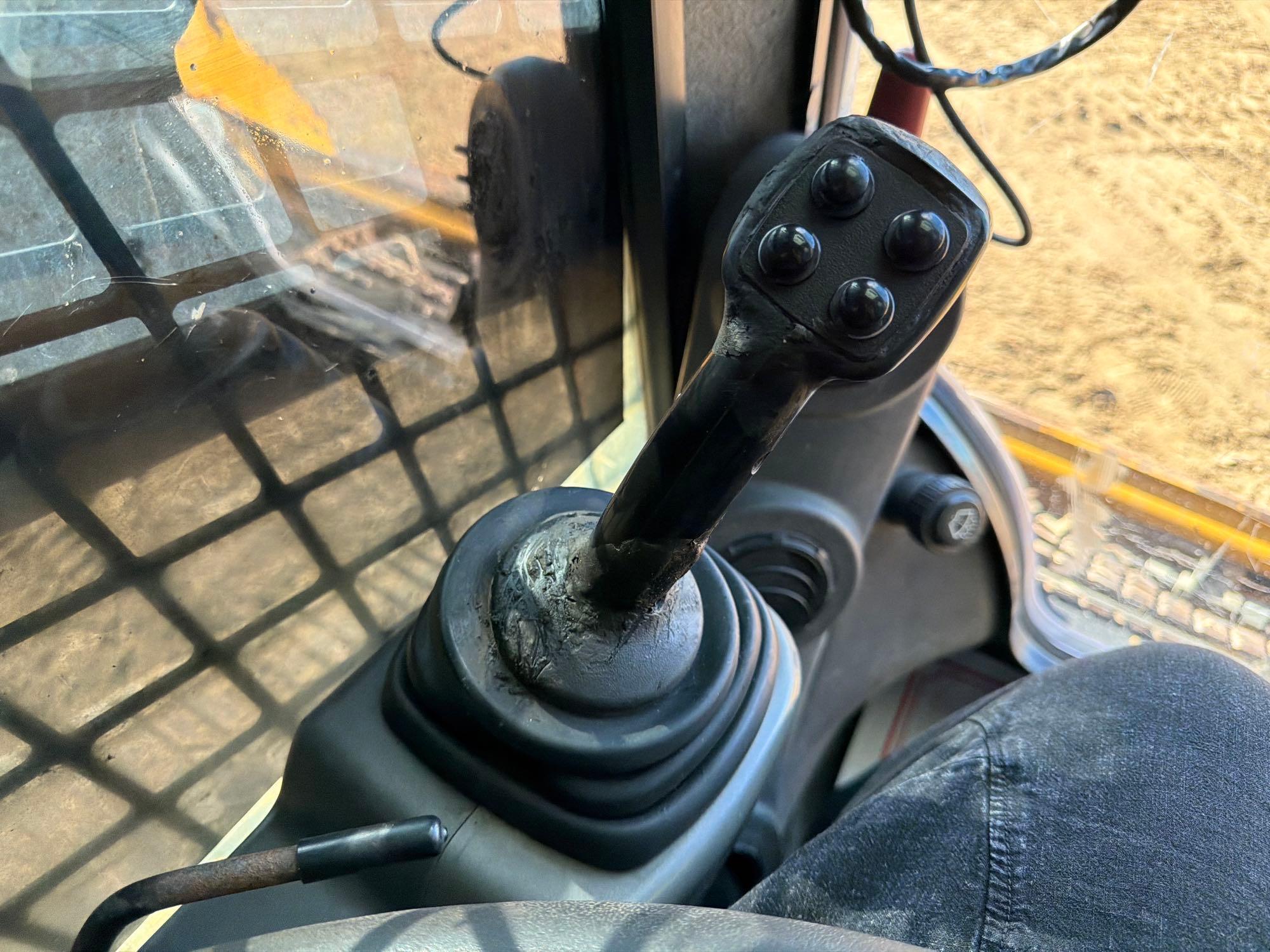 2015 Caterpillar 239D