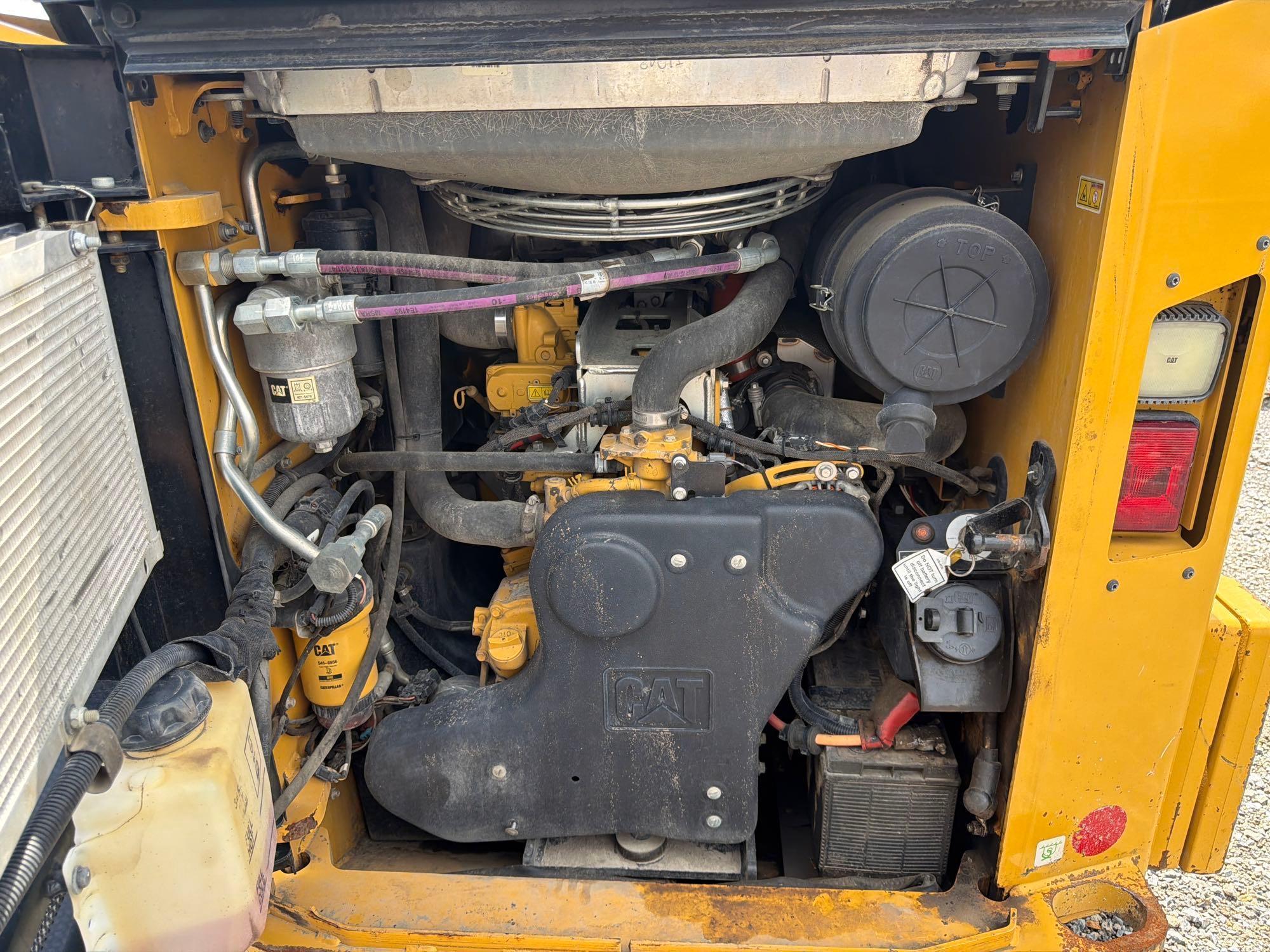 2023 Caterpillar 272D